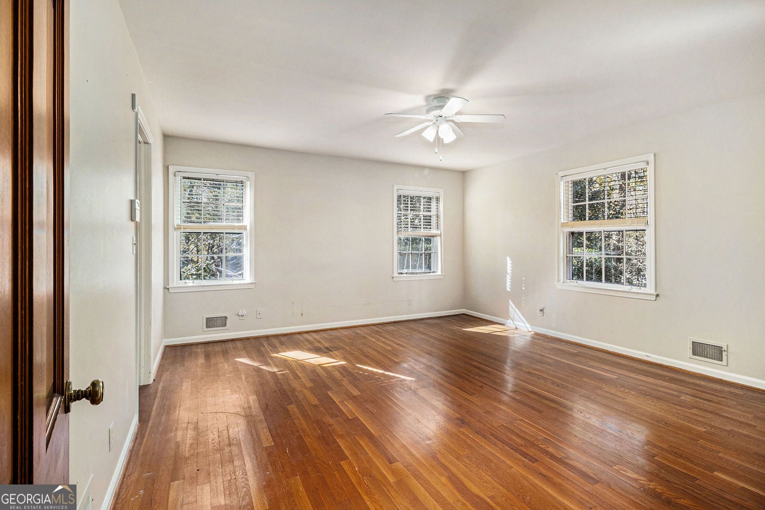 Tucker, Georgia, 30084, United States, 3 Bedrooms Bedrooms, ,2 BathroomsBathrooms,Residential,For Sale,1992520