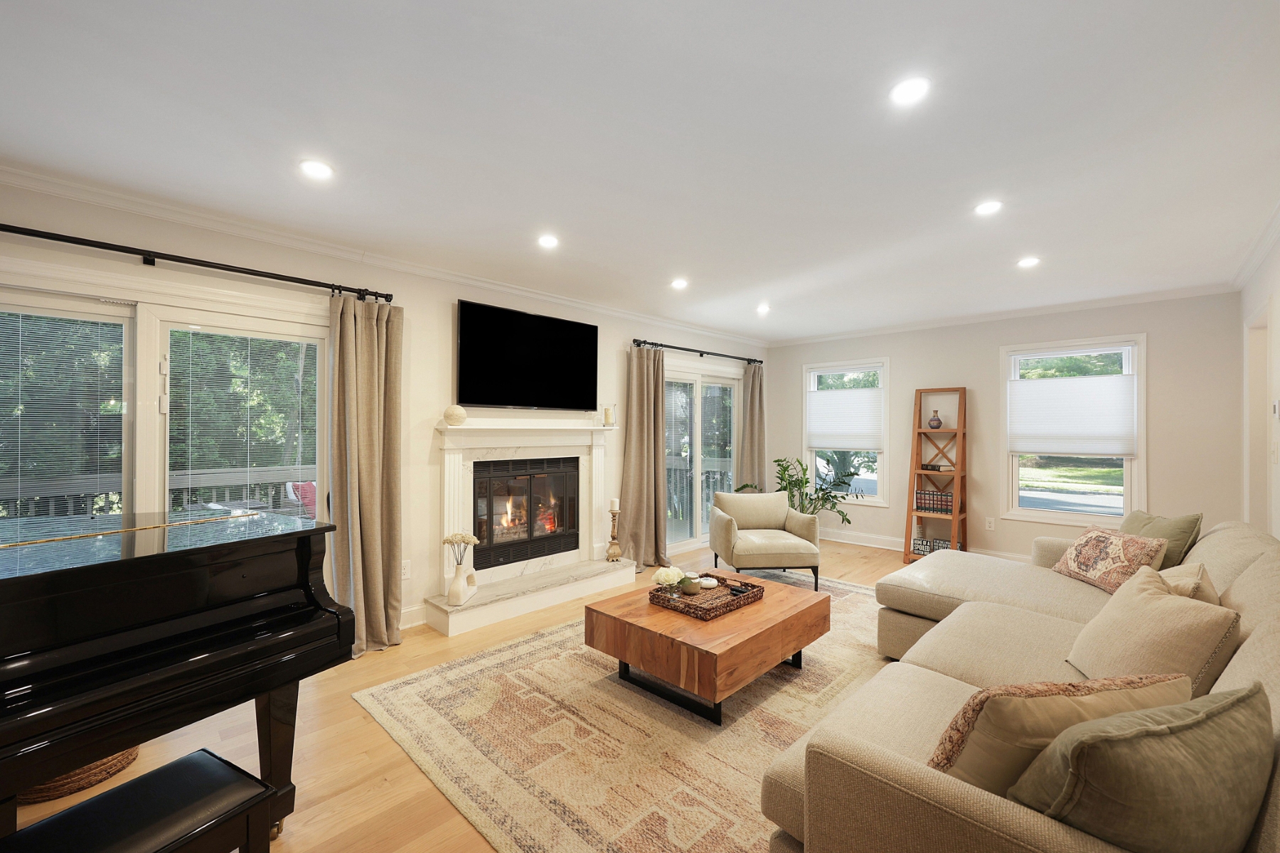  ?Sunrise? Beautifully Updated and Thoughtfully Renovated Condominium - 物件實景