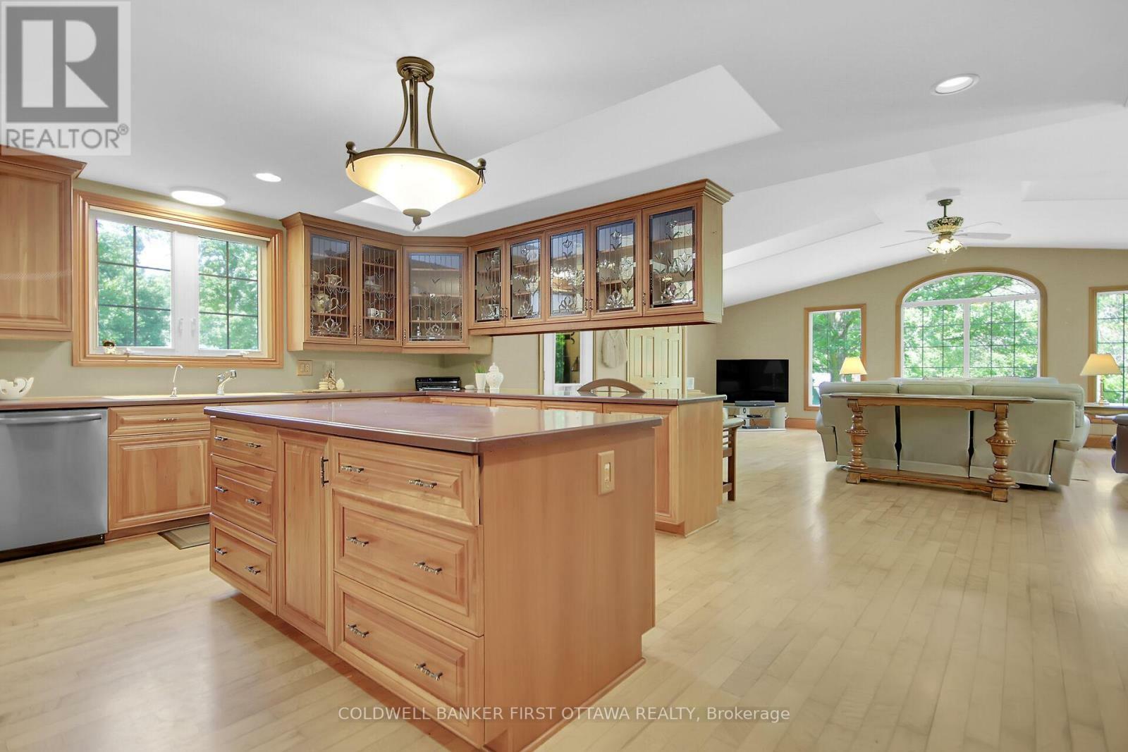 BECKWITH, Ontario, K7C 0S9, CA, 3 Bedrooms Bedrooms, ,2 BathroomsBathrooms,Residential,For Sale,1875056