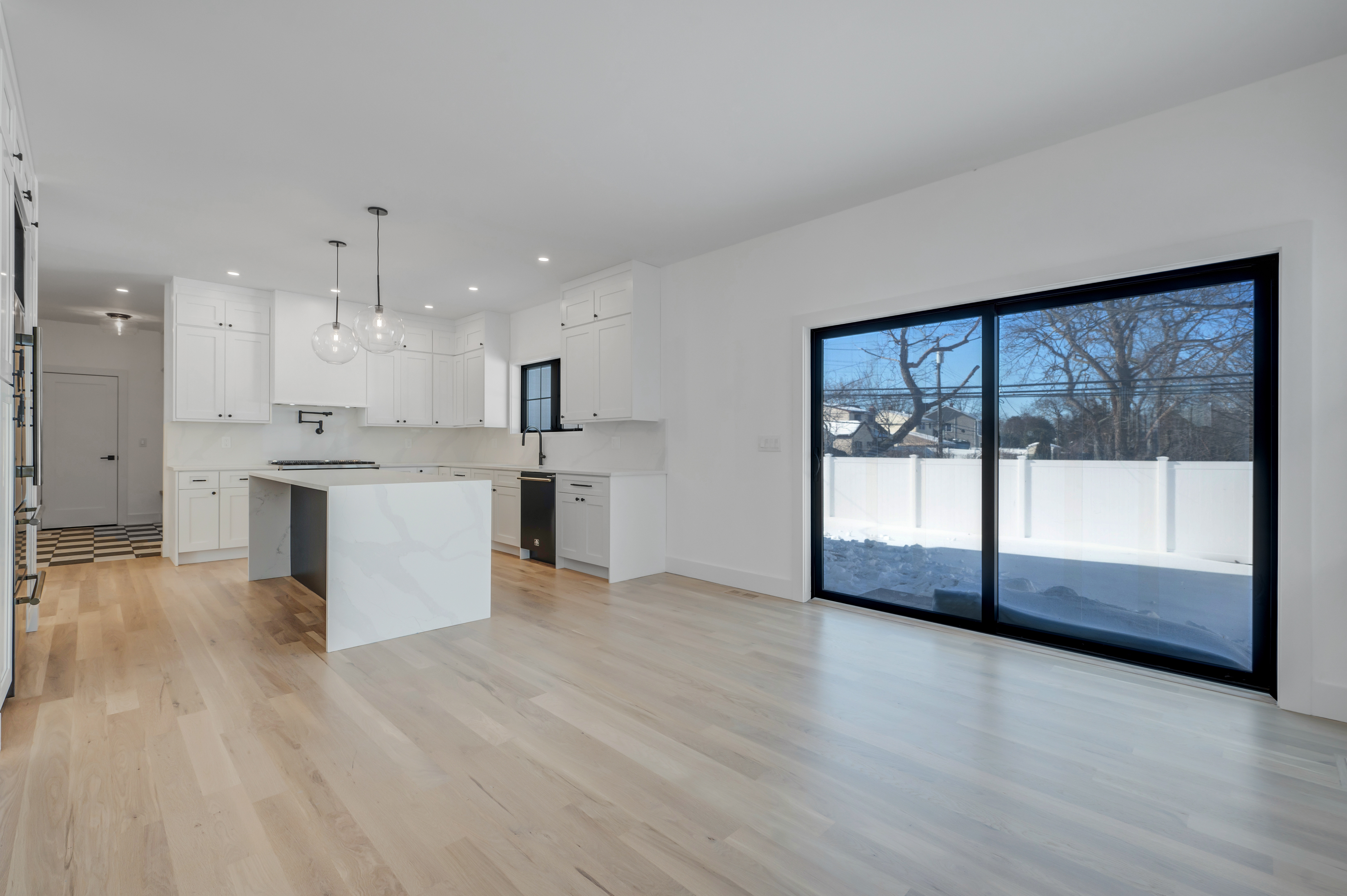  38 Pond Lane, Levittown, NY, 11756 - 物件實景