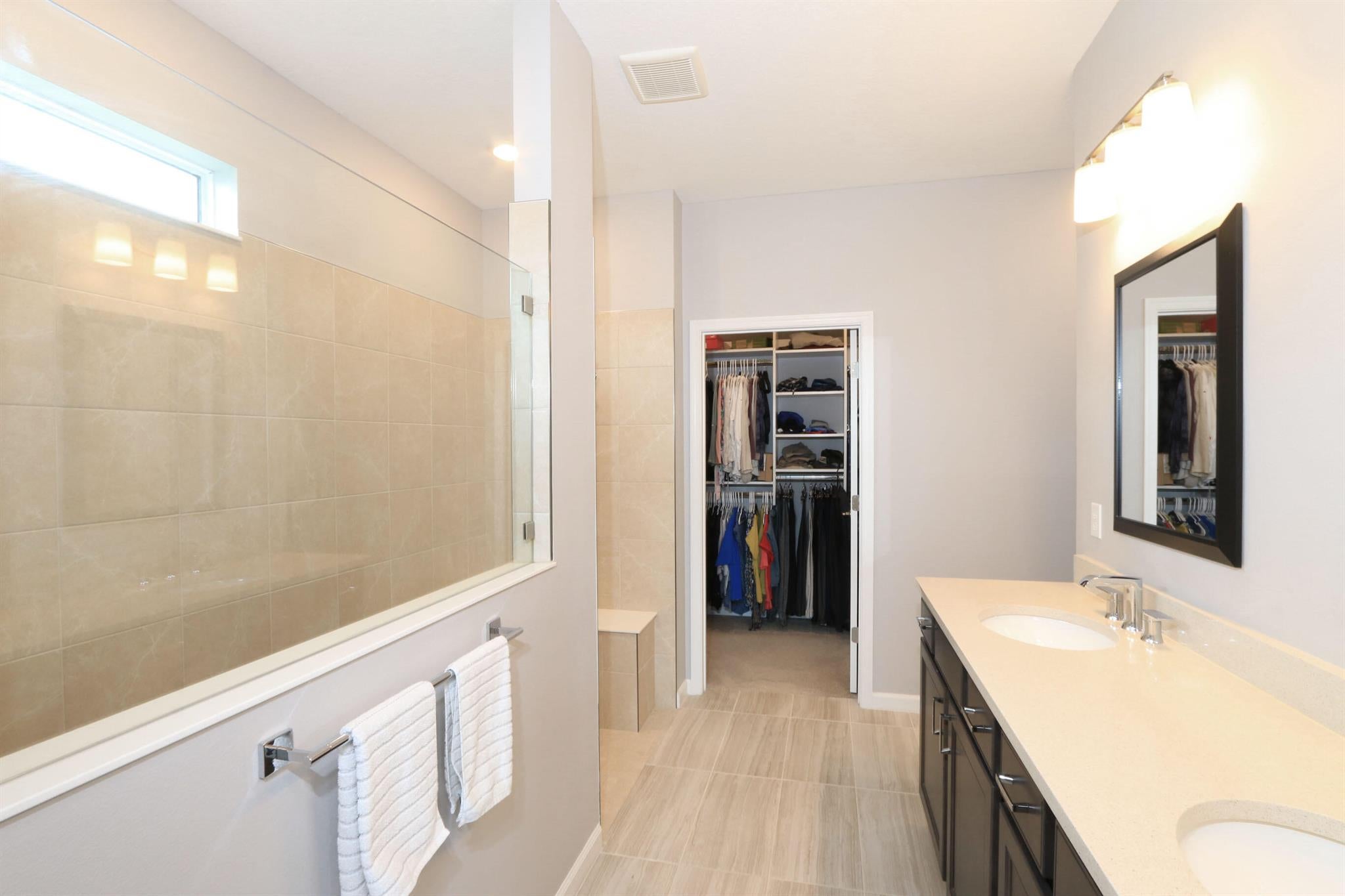 Port St Lucie, Florida, 34953, United States, 2 Bedrooms Bedrooms, ,2 BathroomsBathrooms,Residential,For Sale,1984197