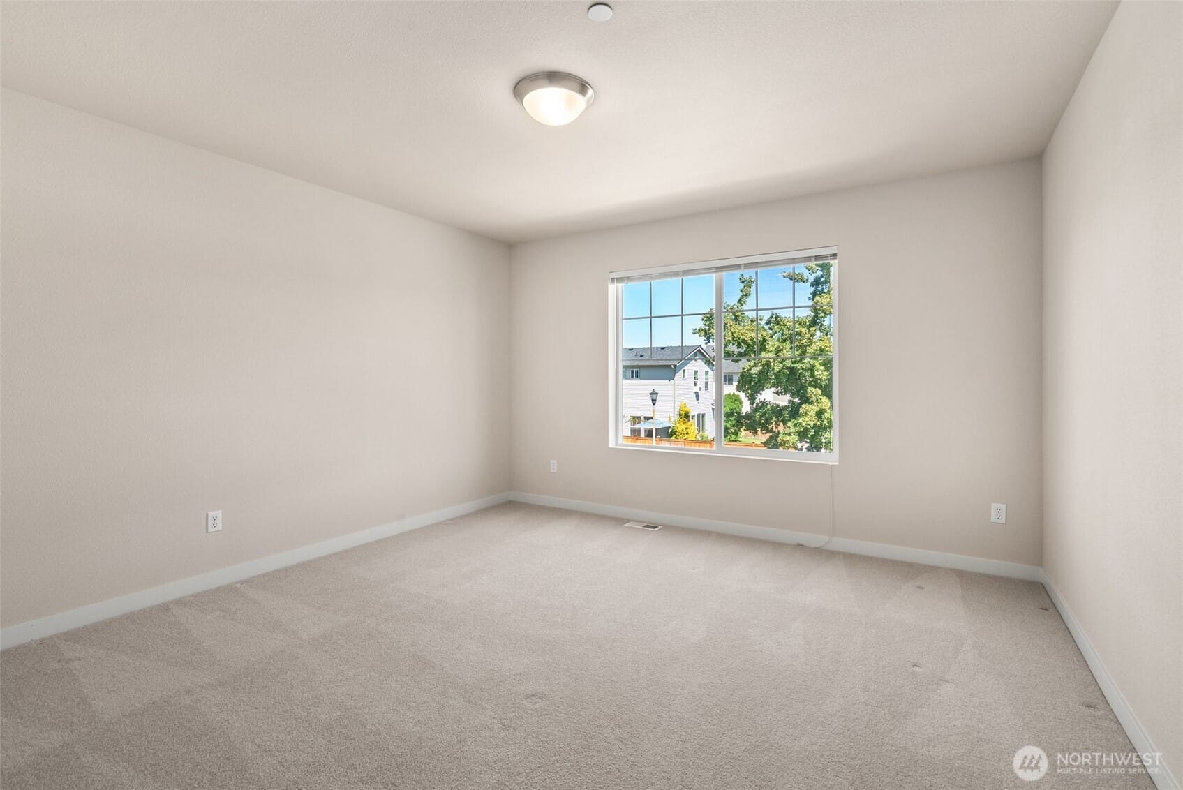 Dupont, Washington, 98327, United States, 4 Bedrooms Bedrooms, ,4 BathroomsBathrooms,Residential,For Sale,1917731
