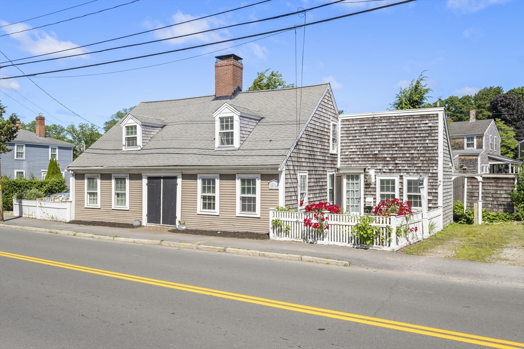 Hingham, Massachusetts, 02043, United States, 4 Bedrooms Bedrooms, ,3 BathroomsBathrooms,Residential,For Sale,1881278