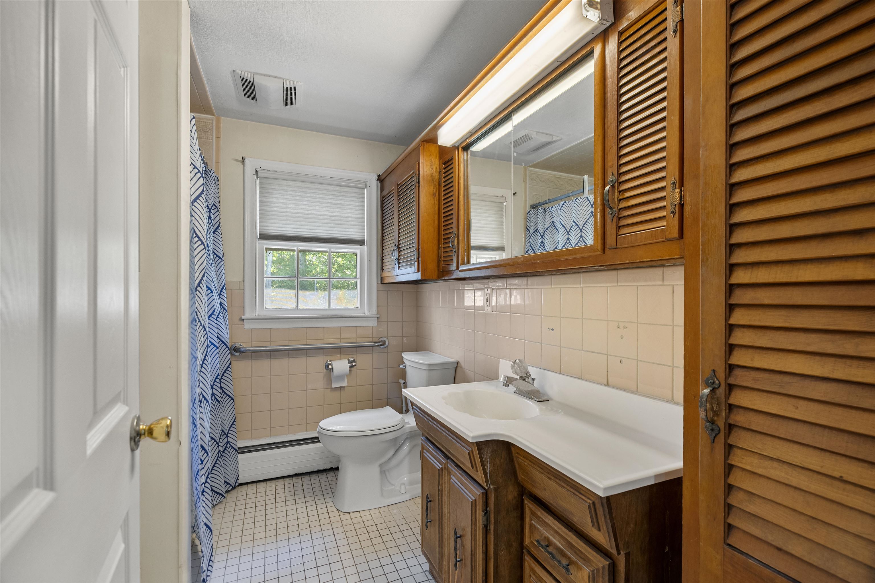 Windham, New Hampshire, 03087, United States, 2 Bedrooms Bedrooms, ,2 BathroomsBathrooms,Residential,For Sale,1919852