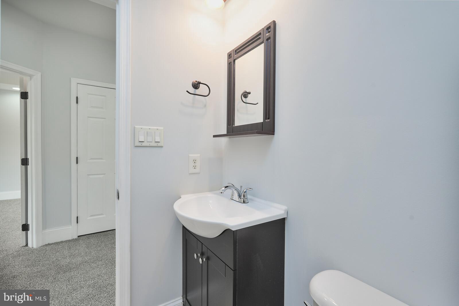 Linthicum Heights, Maryland, 21090, United States, 3 Bedrooms Bedrooms, ,3 BathroomsBathrooms,Residential,For Sale,2005219