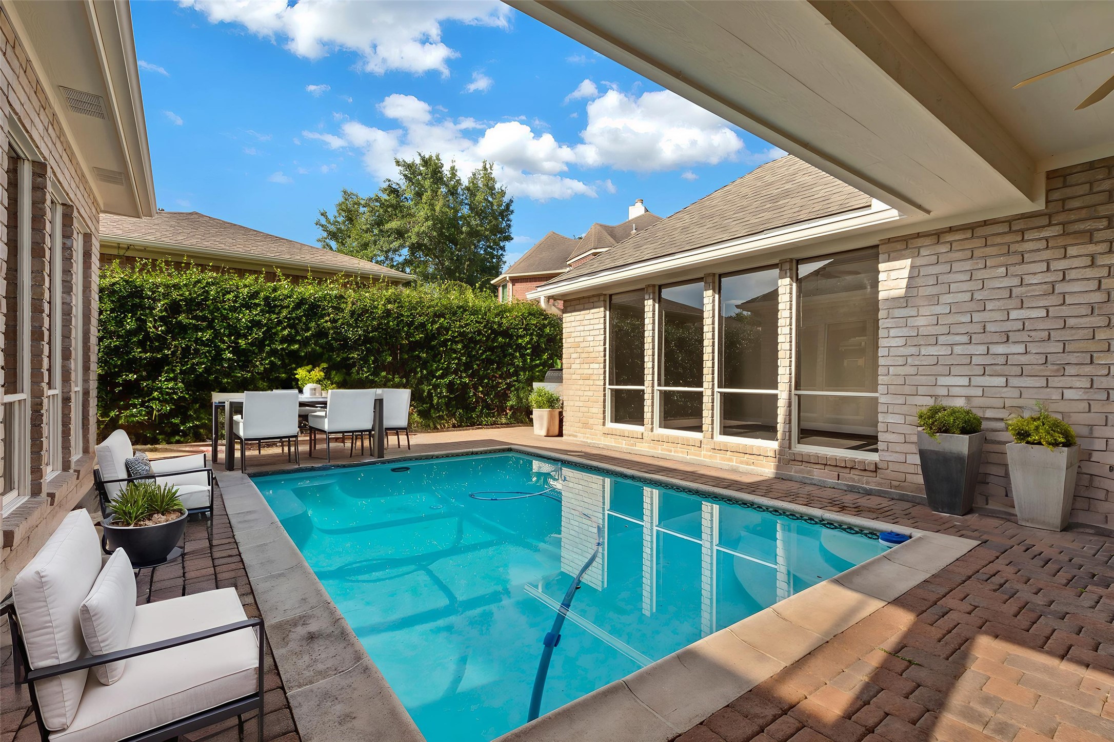 Houston, Texas, 77077, United States, 4 Bedrooms Bedrooms, ,4 BathroomsBathrooms,Residential,For Sale,1990335