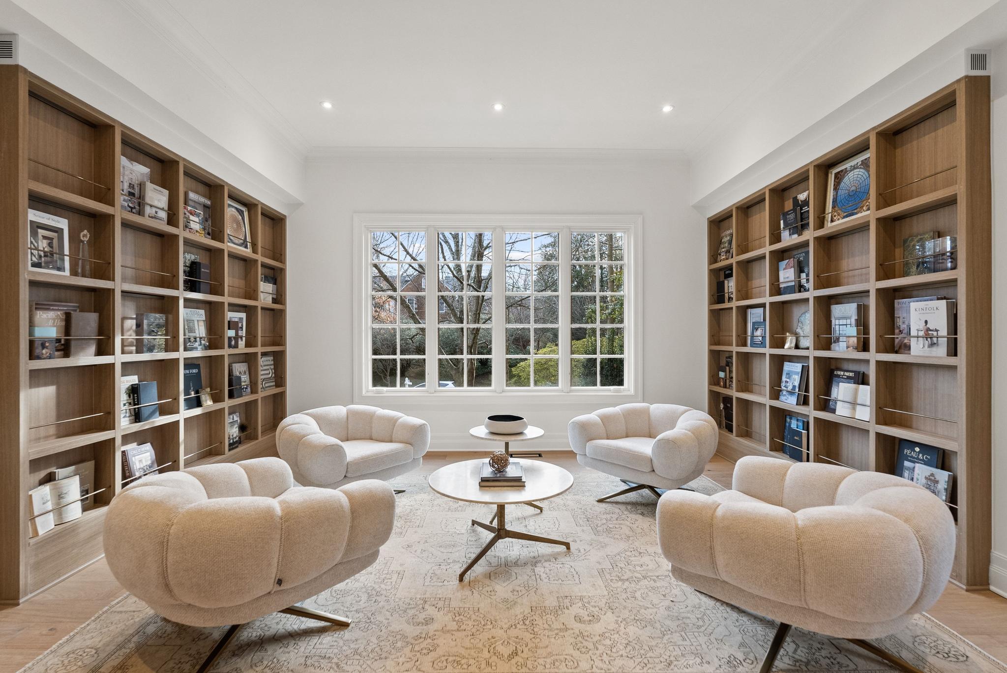  4433 Cathedral Avenue NW, Washington, DC, 20016 - 物件實景