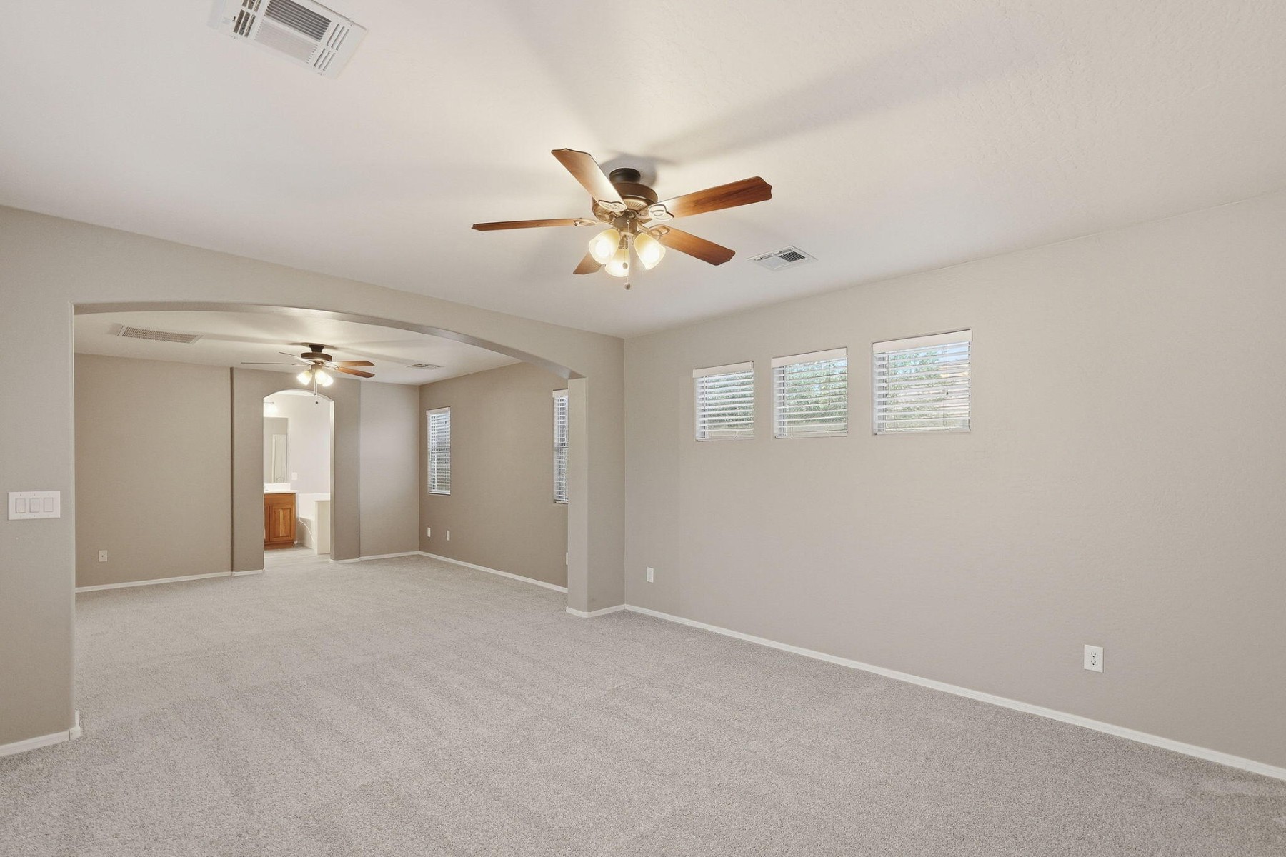  3801 E Parkview Dr  Gilbert, AZ - 物件實景