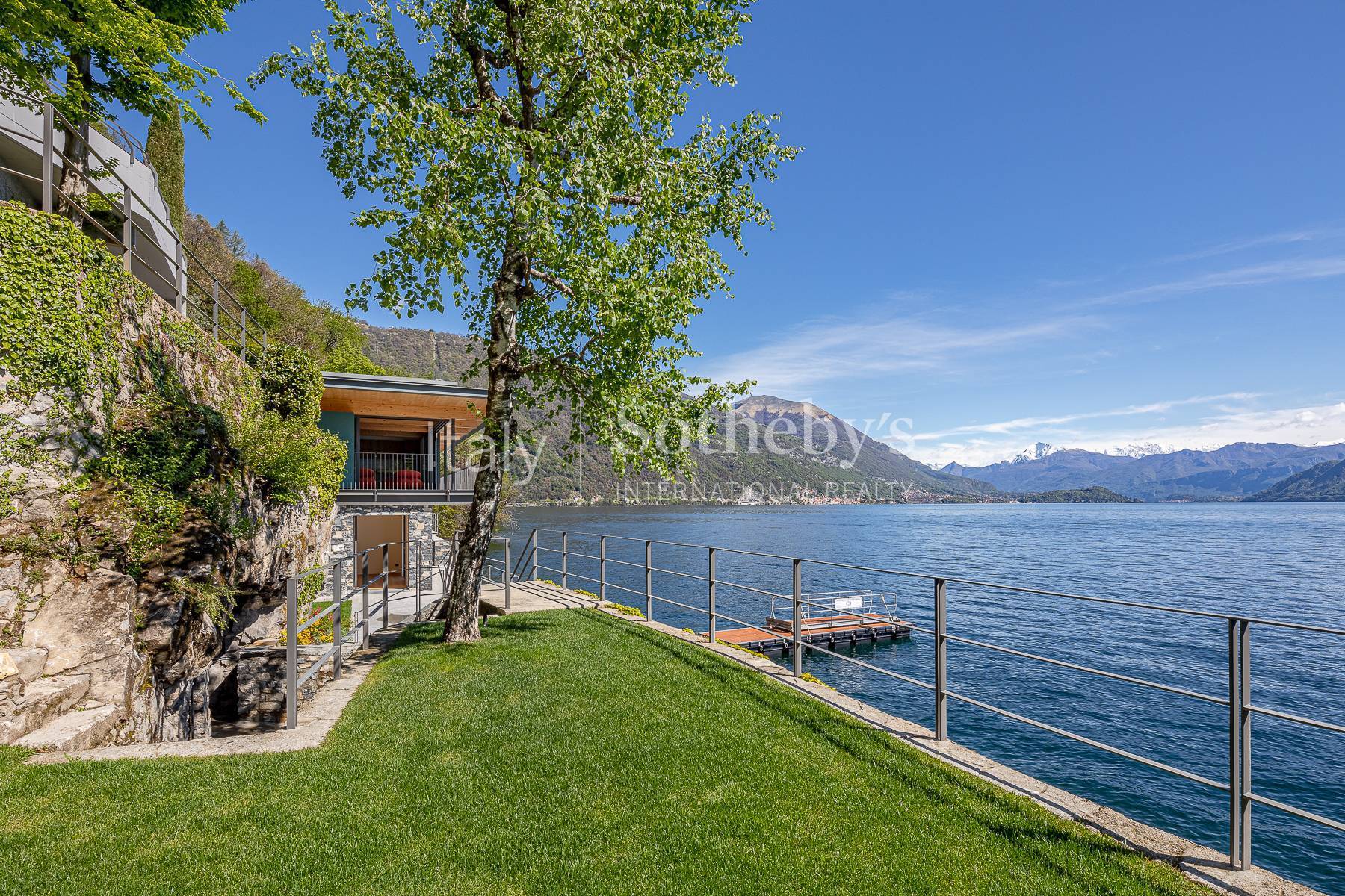  Incredible newly built villa with enchanting lake view - 物件實景