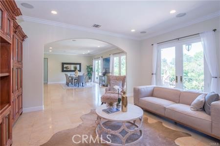 Studio City, California, 91604, United States, 5 Bedrooms Bedrooms, ,6 BathroomsBathrooms,Residential,For Sale,1988027
