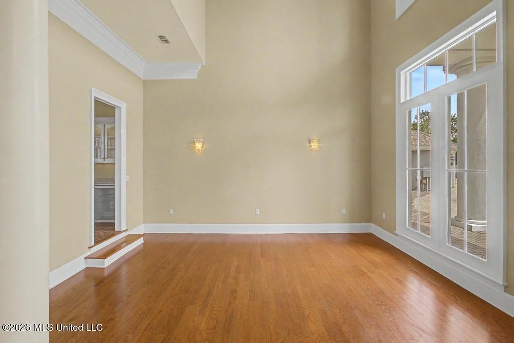 Gulfport, Mississippi, 39503, United States, 6 Bedrooms Bedrooms, ,7 BathroomsBathrooms,Residential,For Sale,2048640
