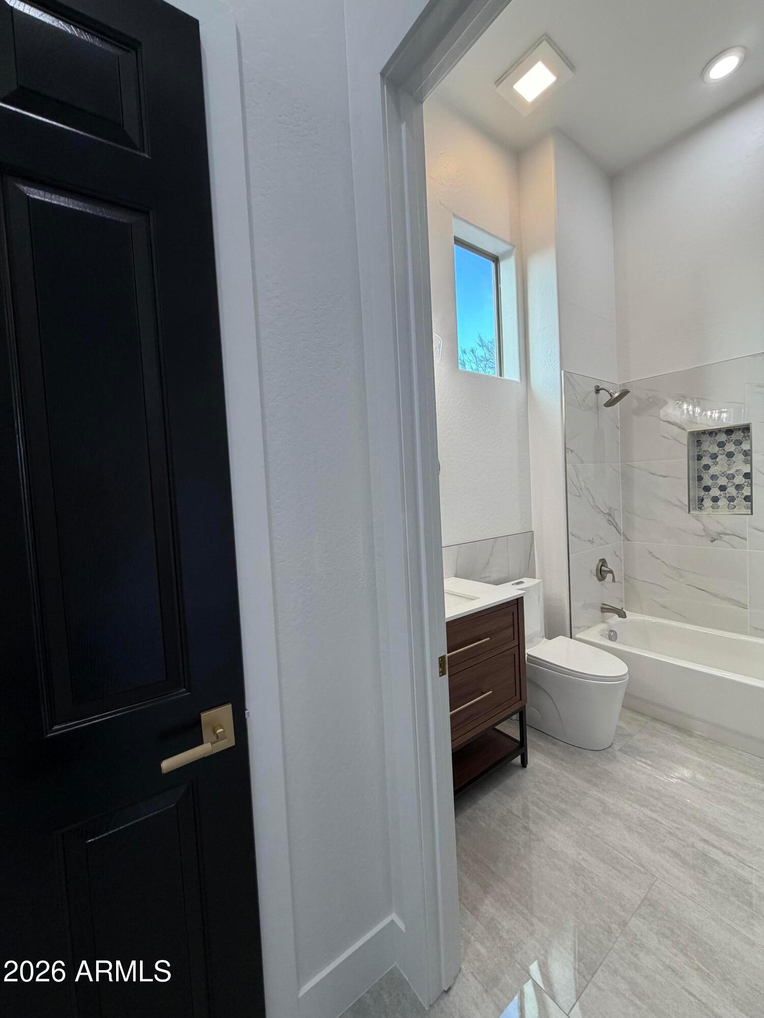 Anthem, Arizona, 85086, United States, 4 Bedrooms Bedrooms, ,5 BathroomsBathrooms,Residential,For Sale,2008630