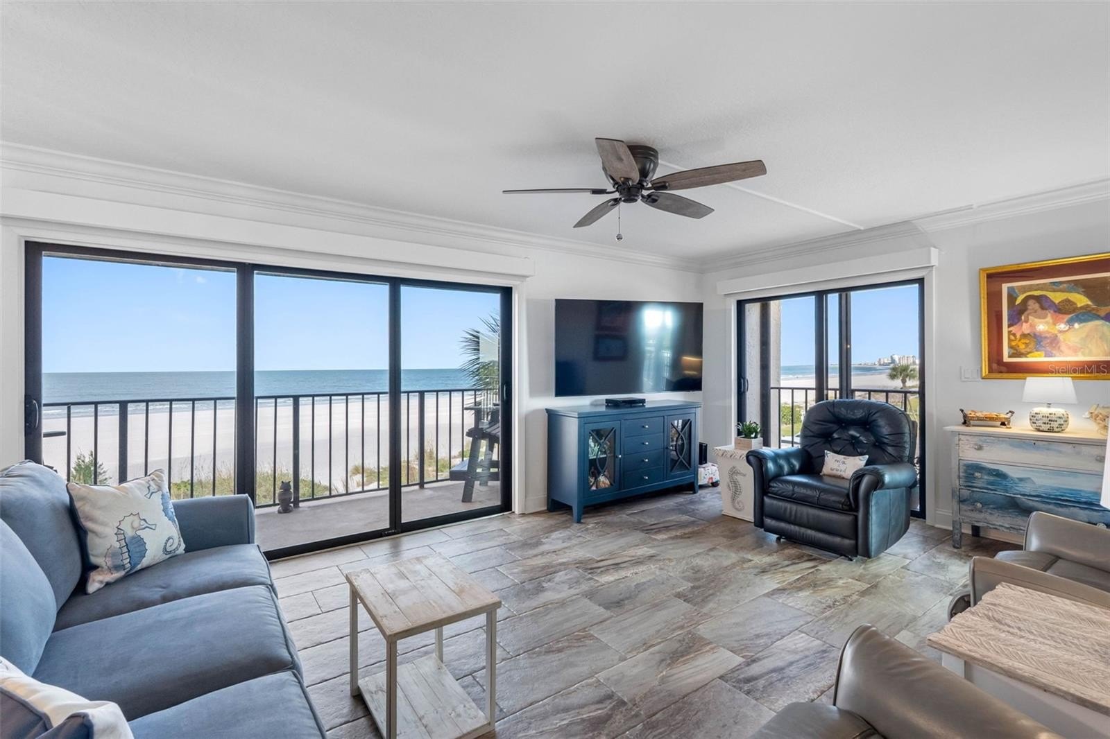 CLEARWATER BEACH, Florida, 33767, United States, 2 Bedrooms Bedrooms, ,2 BathroomsBathrooms,Residential,For Sale,2005521
