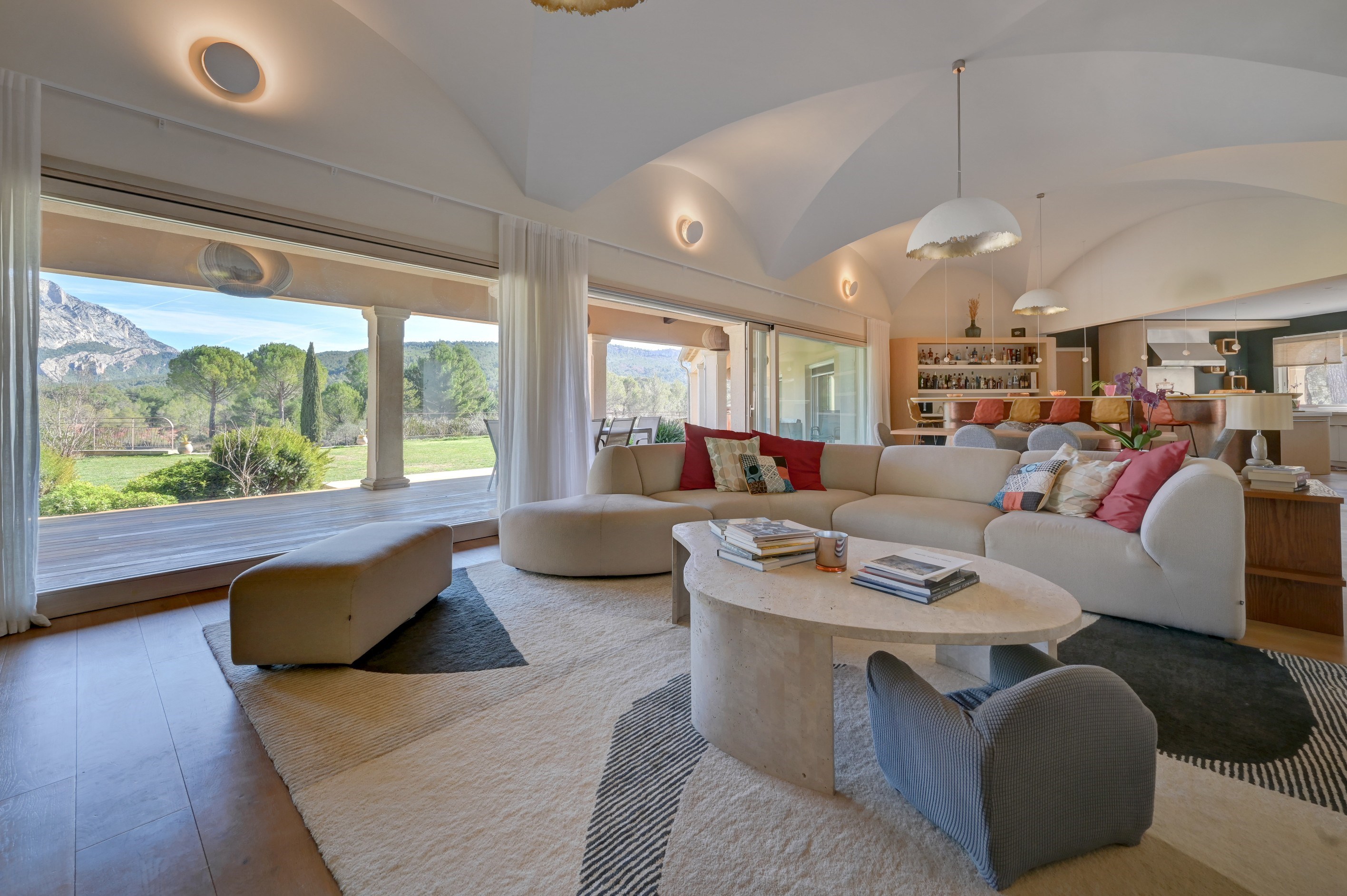  A Rare Estate with Iconic Views of Montagne Sainte-Victoire - 物件實景