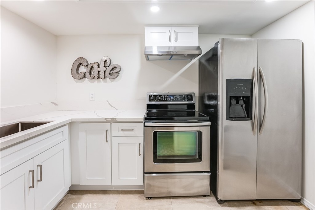 Woodland Hills, California, 91367, United States, 5 Bedrooms Bedrooms, ,6 BathroomsBathrooms,Residential,For Sale,1861197
