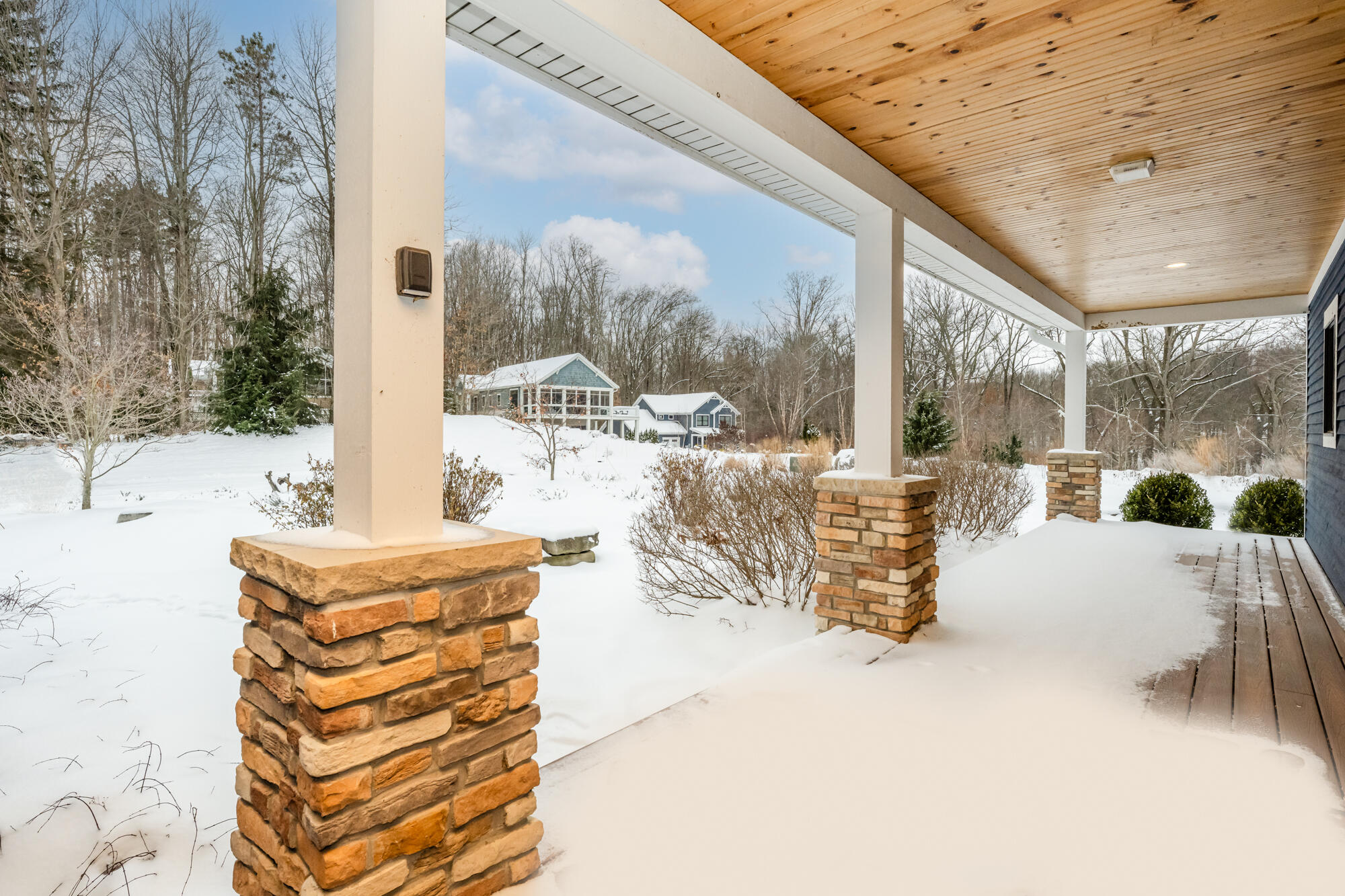 Berrien Springs, Michigan, 49103, United States, 4 Bedrooms Bedrooms, ,4 BathroomsBathrooms,Residential,For Sale,2005199