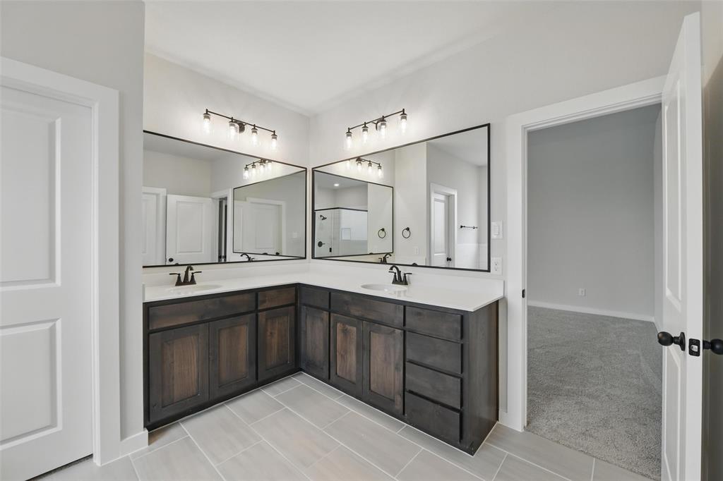 Boyd, Texas, 76023, United States, 5 Bedrooms Bedrooms, ,3 BathroomsBathrooms,Residential,For Sale,1700422