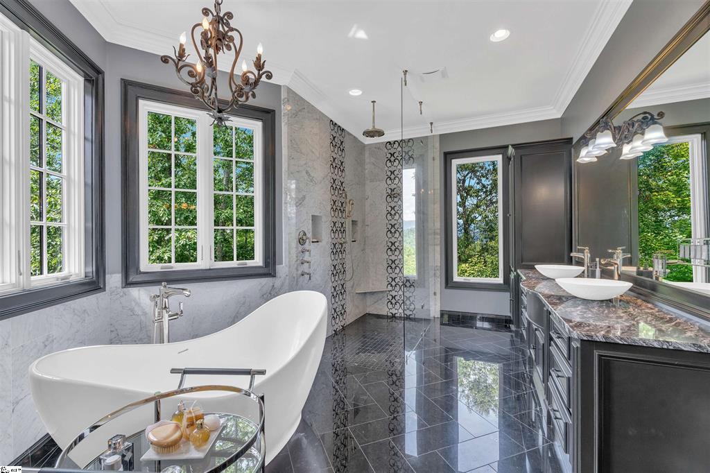 Marietta, South Carolina, 29661, United States, 4 Bedrooms Bedrooms, ,7 BathroomsBathrooms,Residential,For Sale,1940358