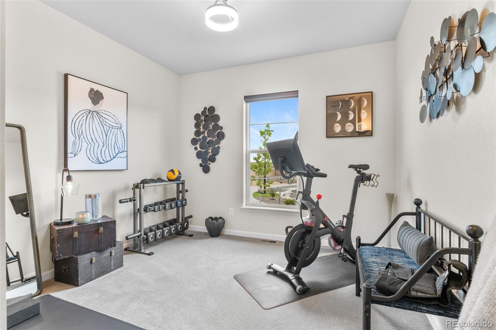 Aurora, Colorado, 80019, United States, 4 Bedrooms Bedrooms, ,2 BathroomsBathrooms,Residential,For Sale,1912379