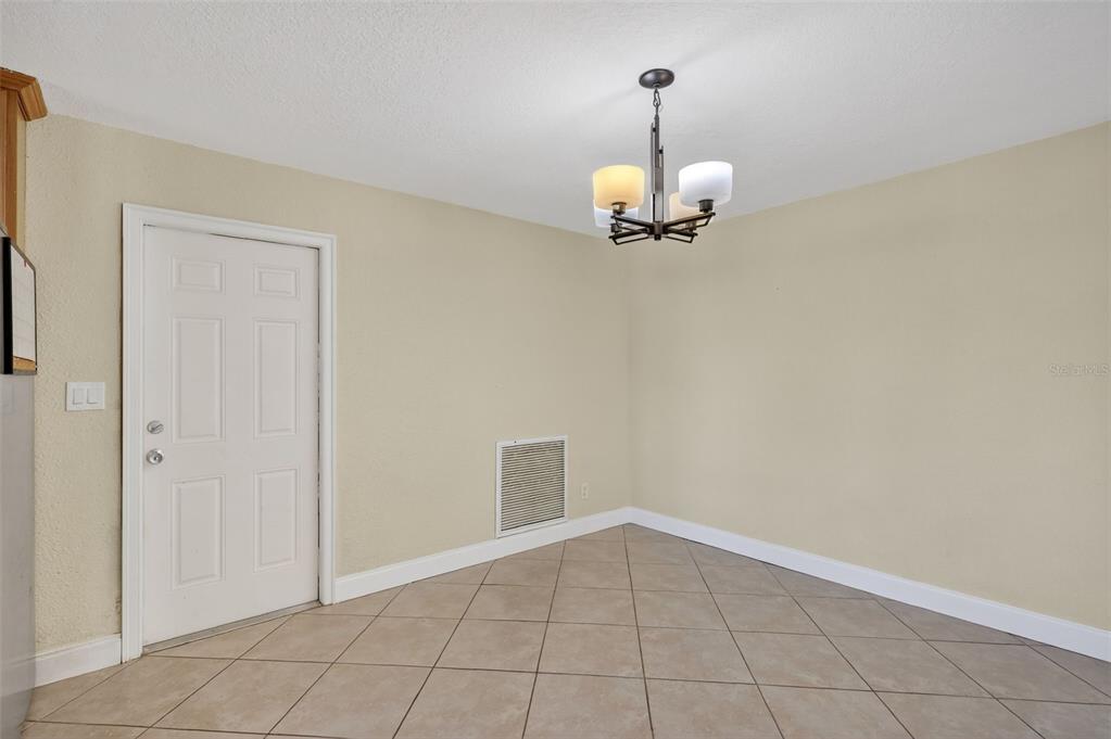 St Petersburg, Florida, 33711, United States, 3 Bedrooms Bedrooms, ,2 BathroomsBathrooms,Residential,For Sale,1989054