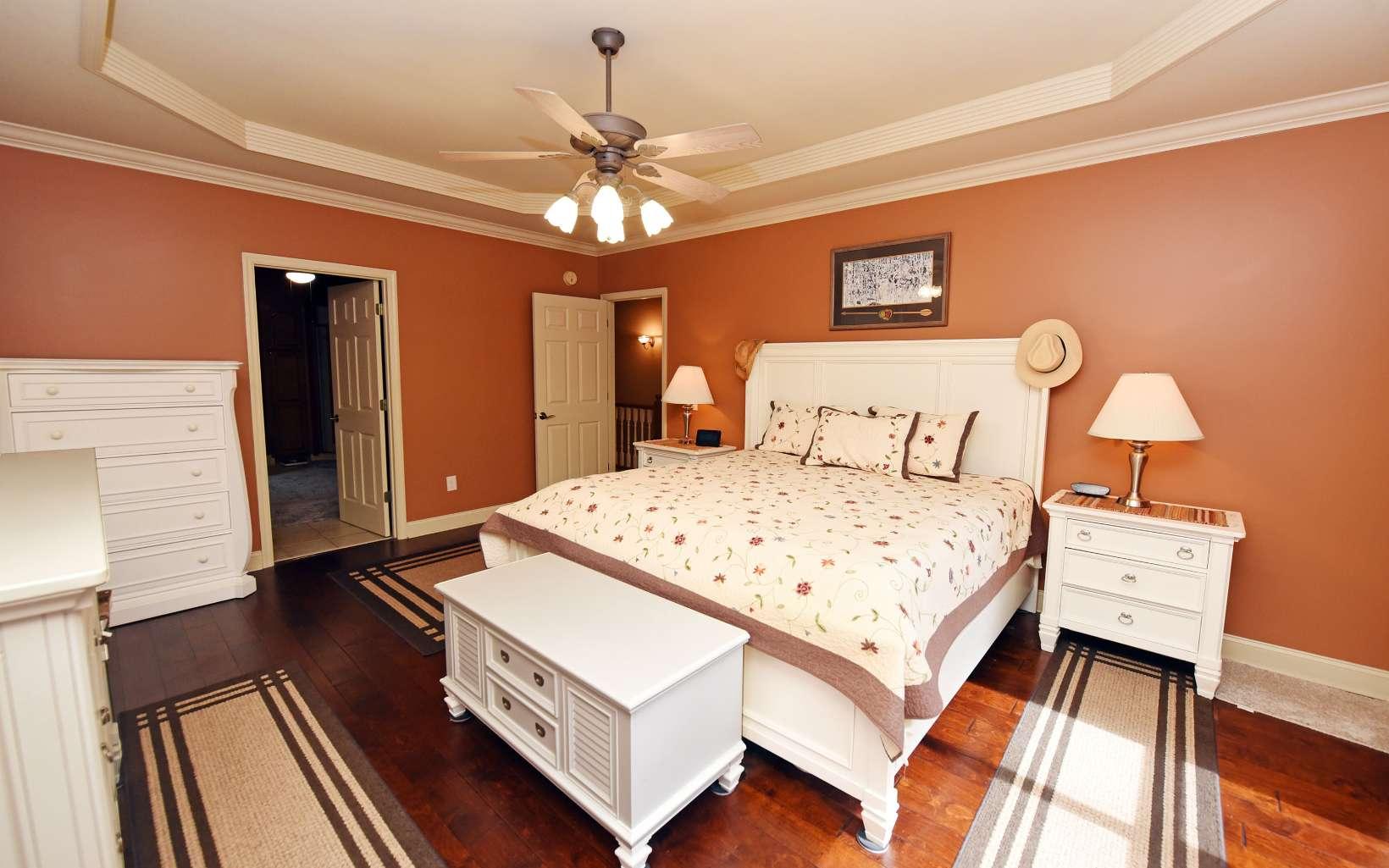 Hiawassee, Georgia, 30546, United States, 4 Bedrooms Bedrooms, ,4 BathroomsBathrooms,Residential,For Sale,1746240