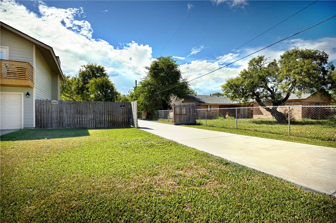 Corpus Christi, Texas, 78412, United States, 4 Bedrooms Bedrooms, ,4 BathroomsBathrooms,Residential,For Sale,1956068