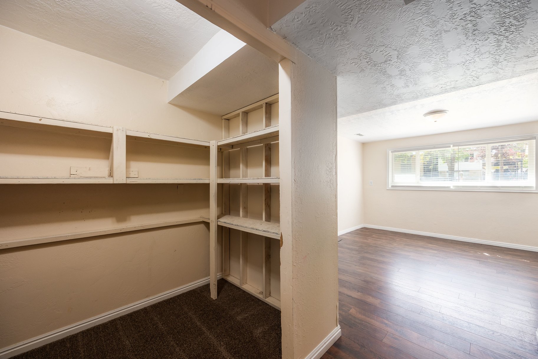  Comfort, Space & Convenience in the Heart of West Valley - 物件實景