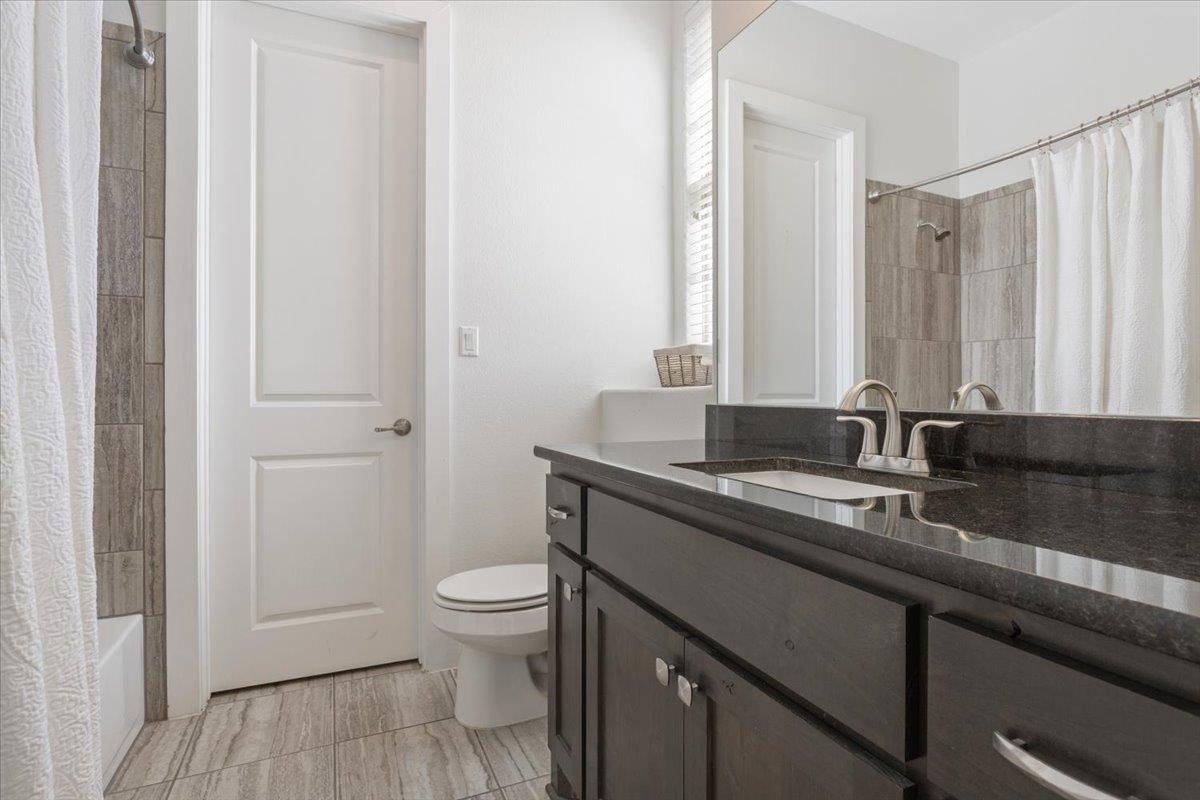 Georgetown, Texas, 78628, United States, 4 Bedrooms Bedrooms, ,4 BathroomsBathrooms,Residential,For Sale,1980574