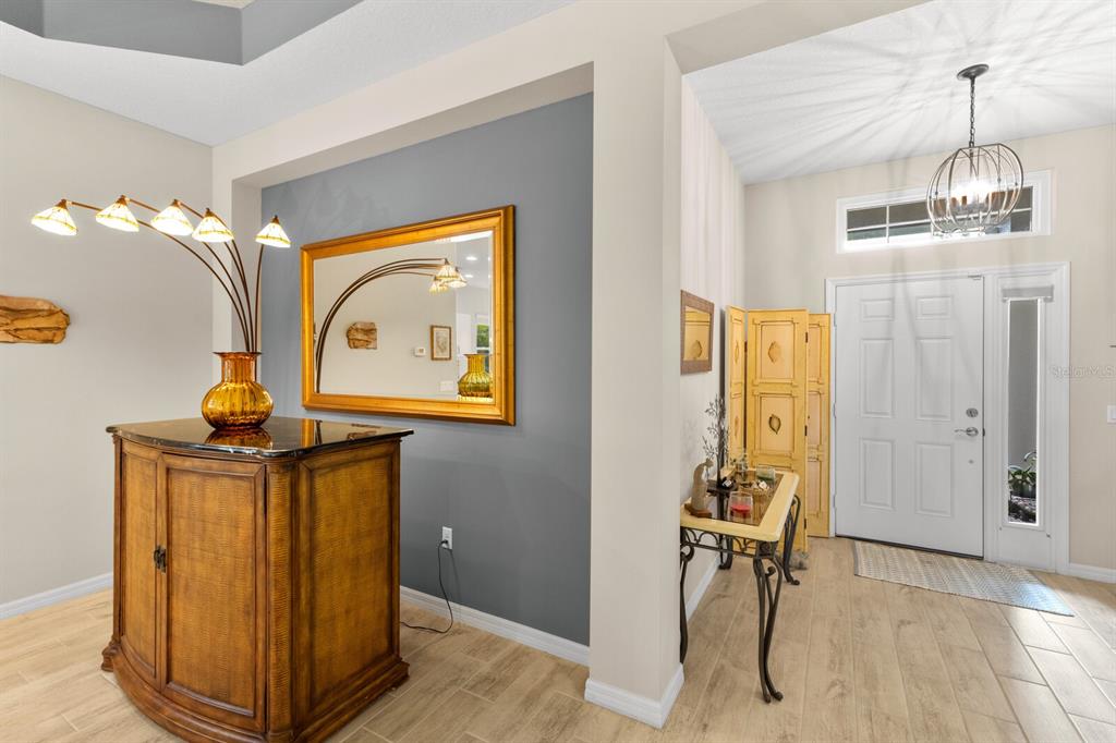 Sarasota, Florida, 34243, United States, 3 Bedrooms Bedrooms, ,2 BathroomsBathrooms,Residential,For Sale,1917004