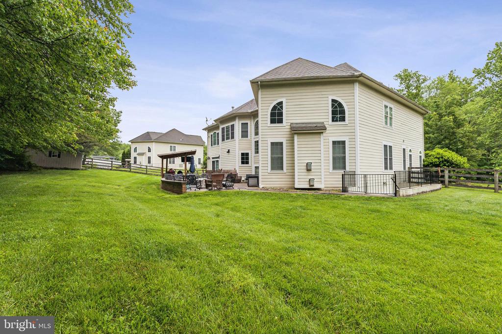 Manassas, Virginia, 20112, United States, 5 Bedrooms Bedrooms, ,5 BathroomsBathrooms,Residential,For Sale,1825143