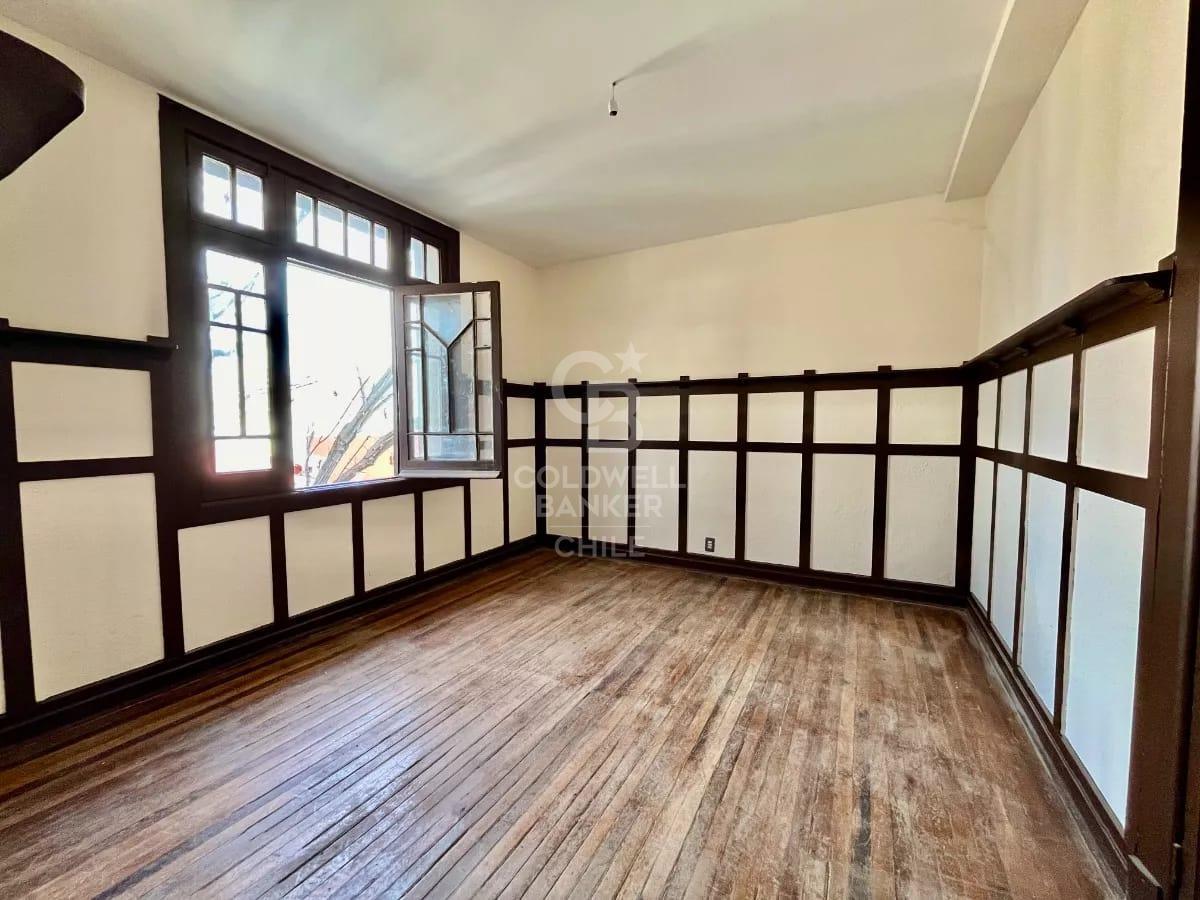 Providencia, Chile, 10 Bedrooms Bedrooms, ,4 BathroomsBathrooms,Residential,For Sale,1995865