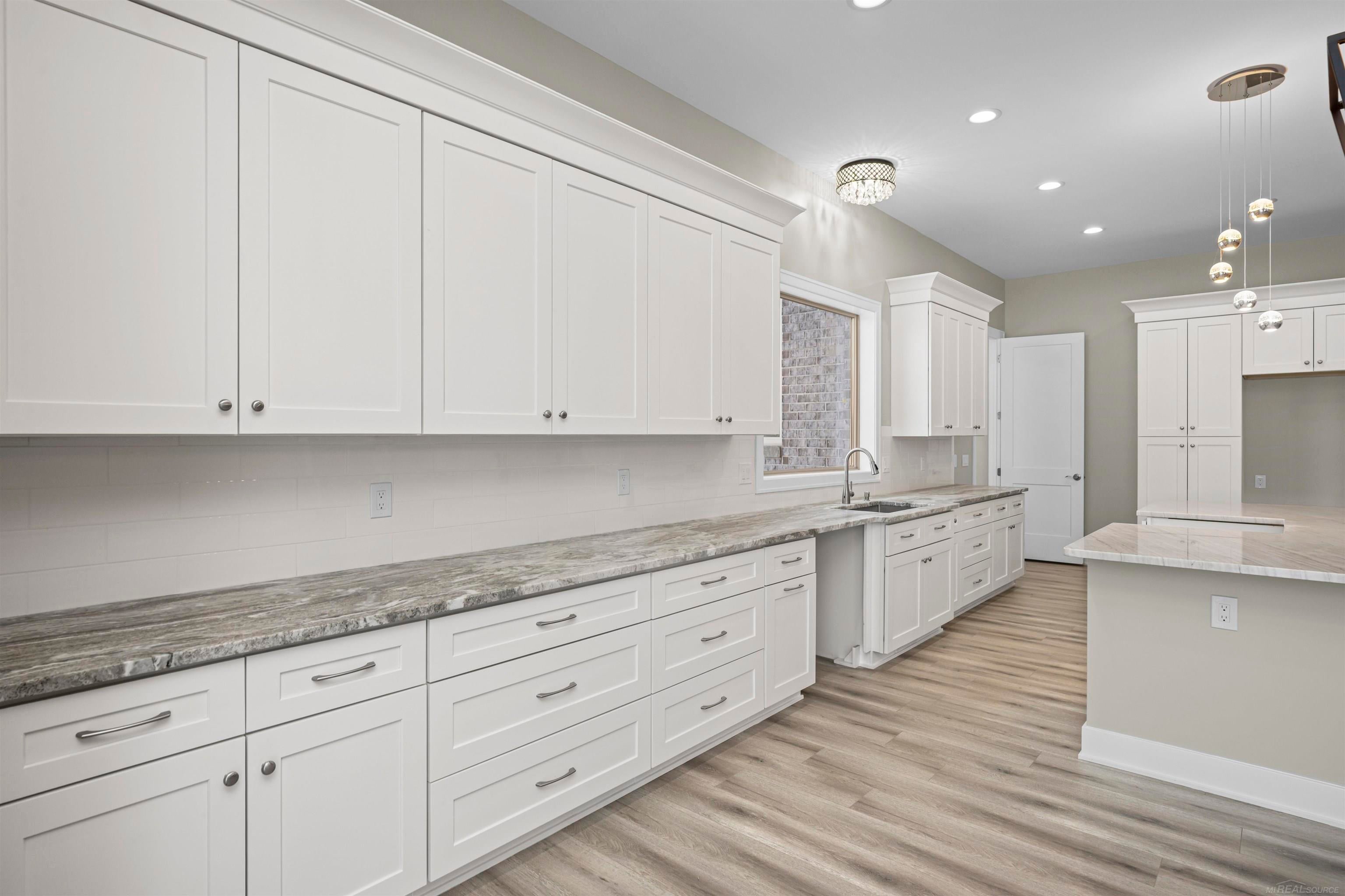 Richmond, Michigan, 48062, United States, 3 Bedrooms Bedrooms, ,3 BathroomsBathrooms,Residential,For Sale,2027528