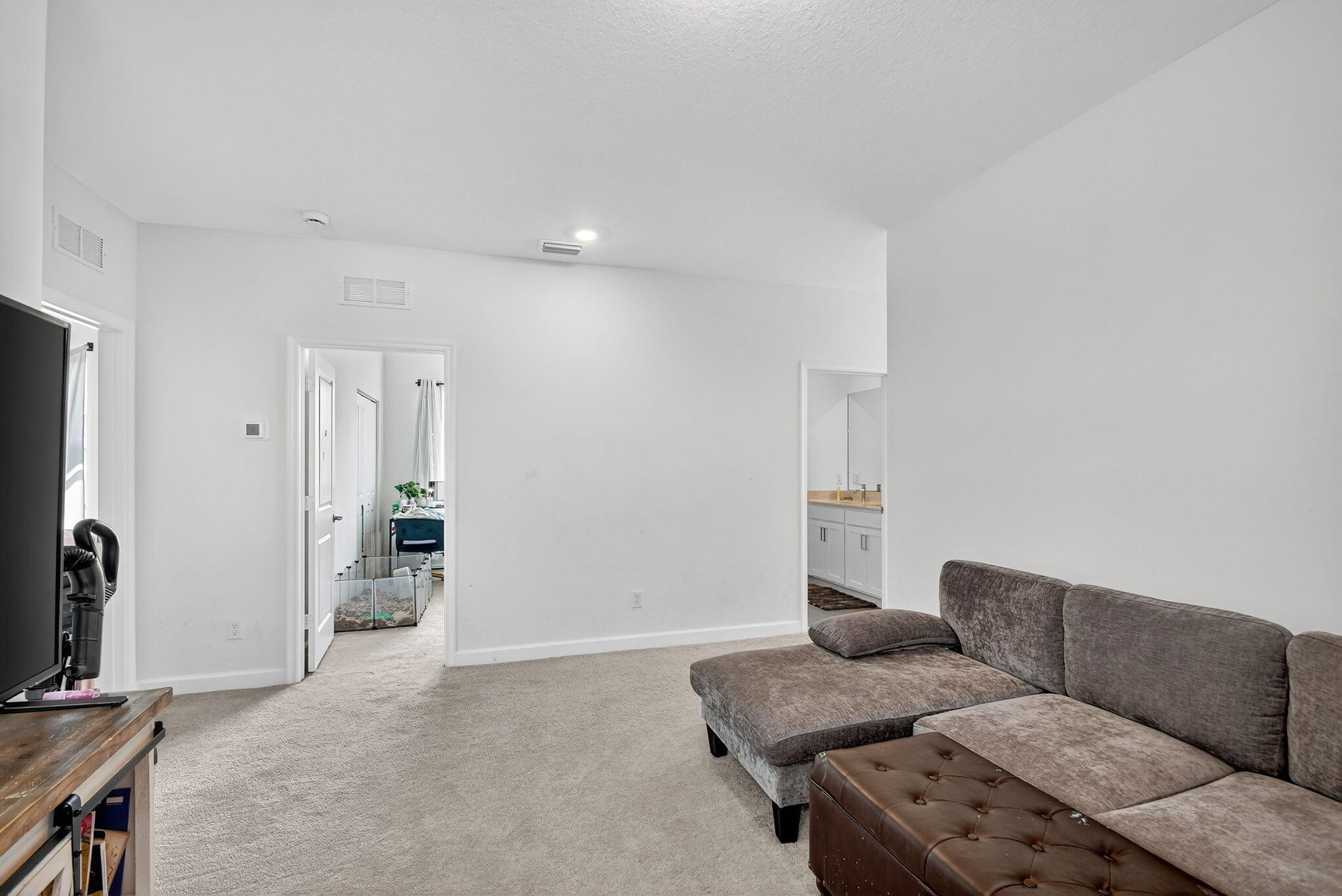 Loxahatchee, Florida, 33470, United States, 5 Bedrooms Bedrooms, ,4 BathroomsBathrooms,Residential,For Sale,1988065