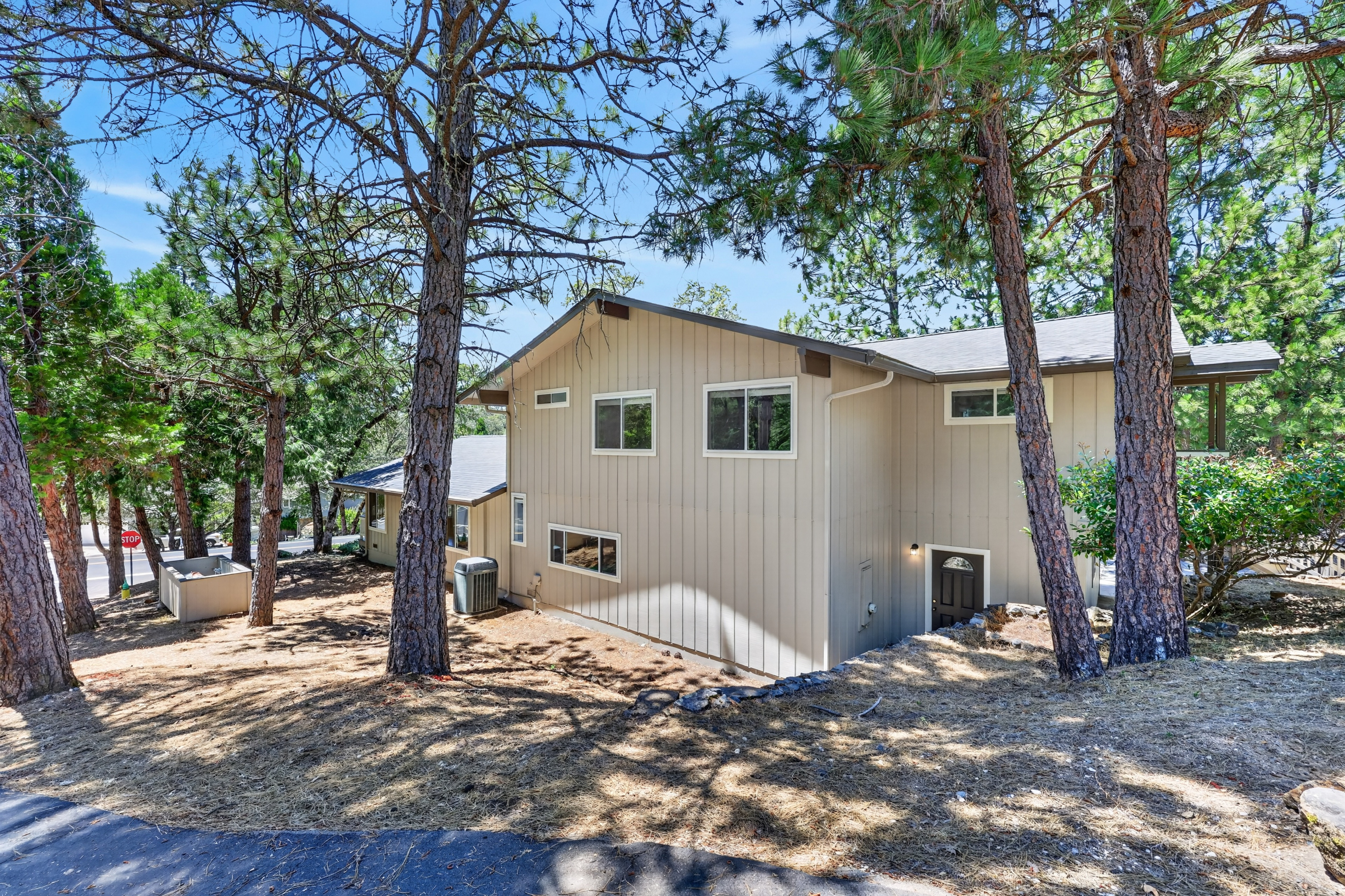  12096 Poplar Road, Auburn, CA 95602 - 物件實景