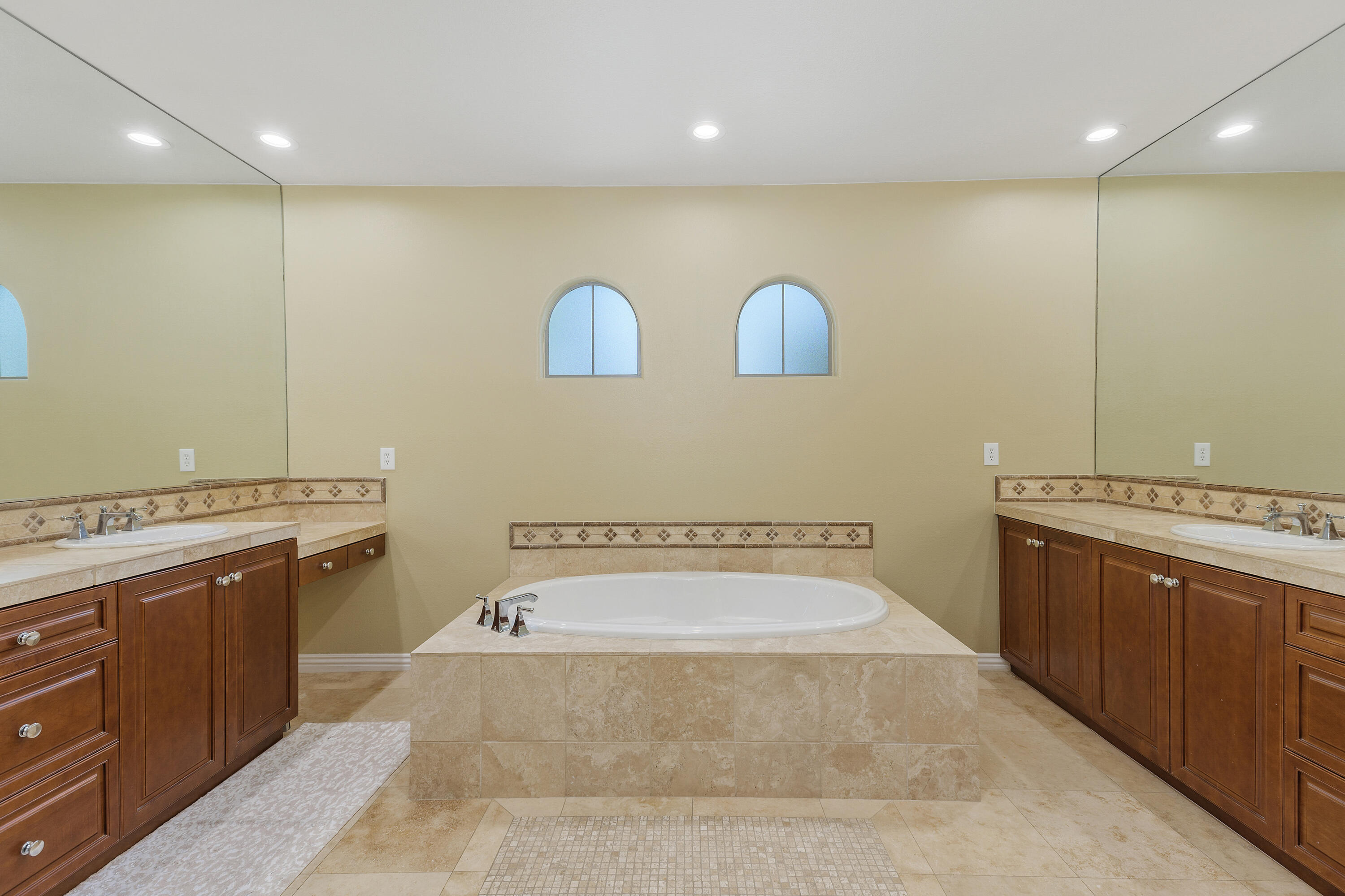 Bermuda Dunes, California, 92203, United States, 4 Bedrooms Bedrooms, ,5 BathroomsBathrooms,Residential,For Sale,1850300