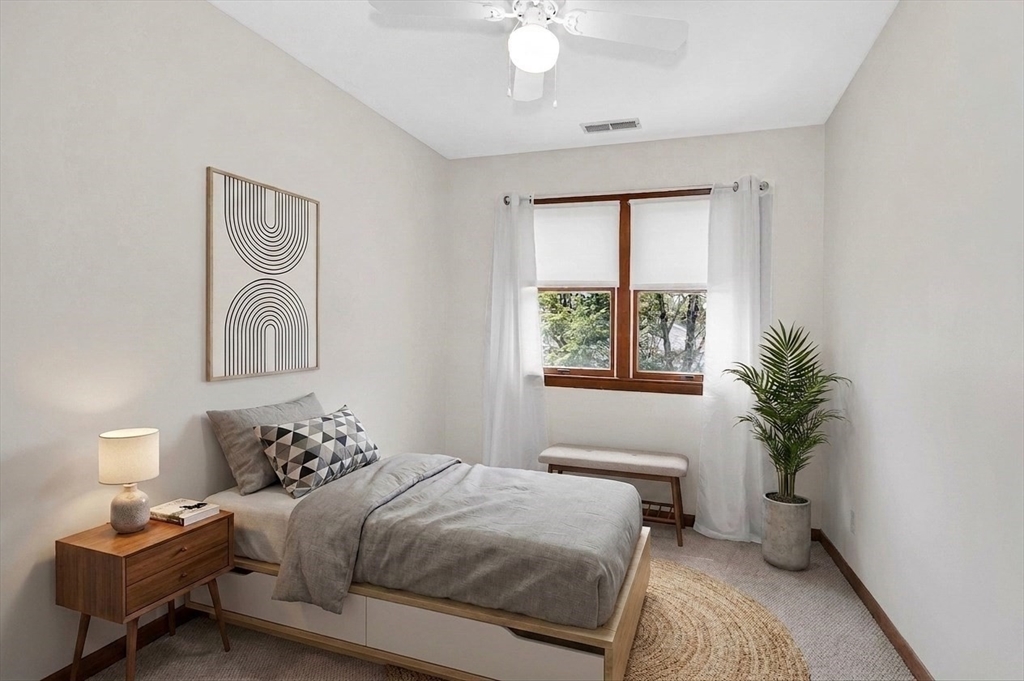 Billerica, Massachusetts, 01821, United States, 5 Bedrooms Bedrooms, ,4 BathroomsBathrooms,Residential,For Sale,2039558