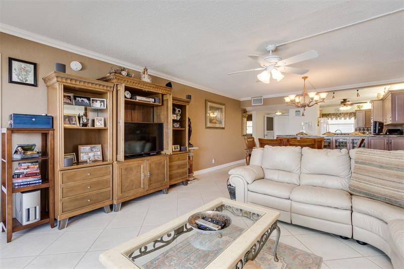 Pompano Beach, Florida, 33062, United States, 2 Bedrooms Bedrooms, ,2 BathroomsBathrooms,Residential,For Sale,1991979