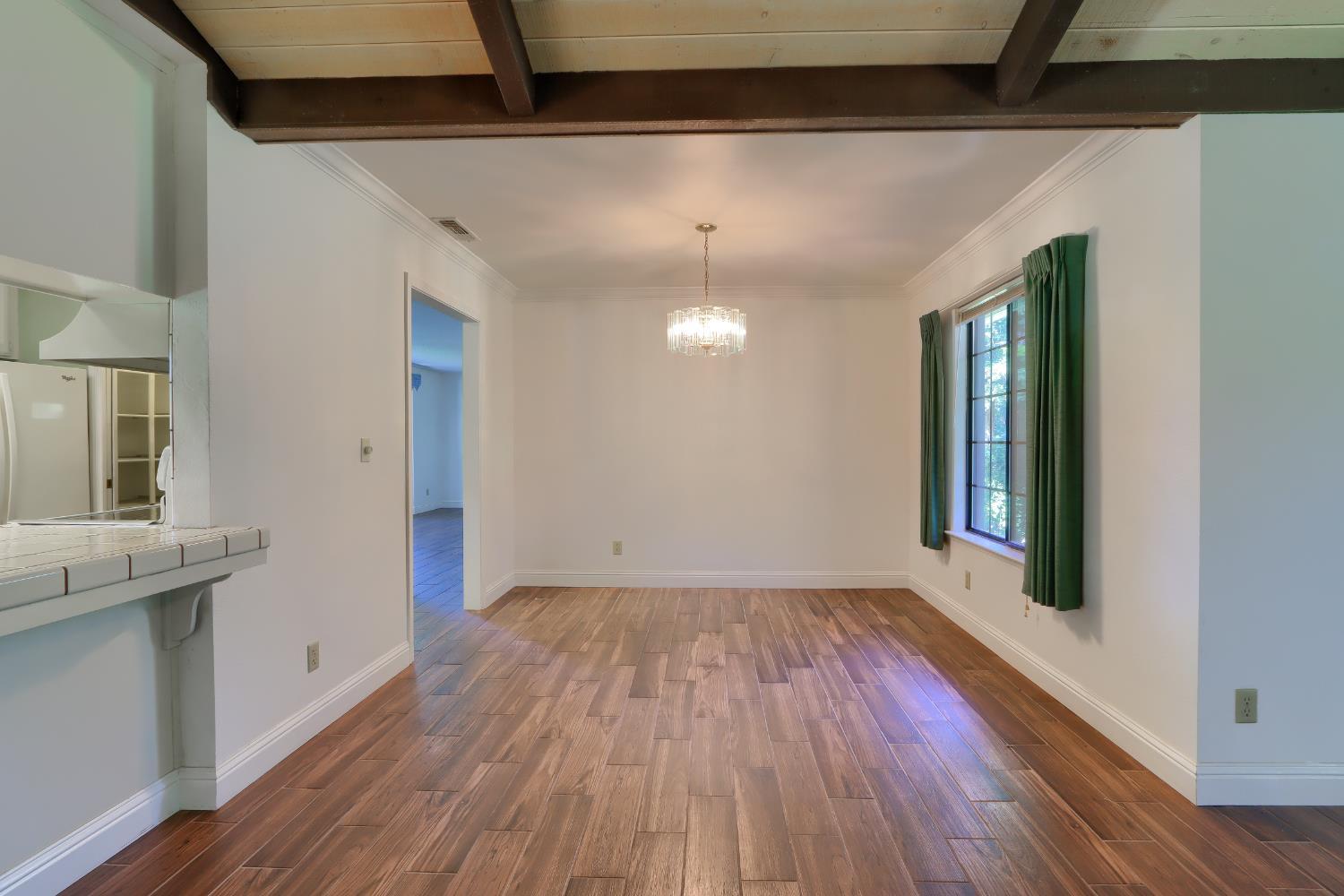 Ahwahnee, California, 93601, United States, 3 Bedrooms Bedrooms, ,2 BathroomsBathrooms,Residential,For Sale,1915922