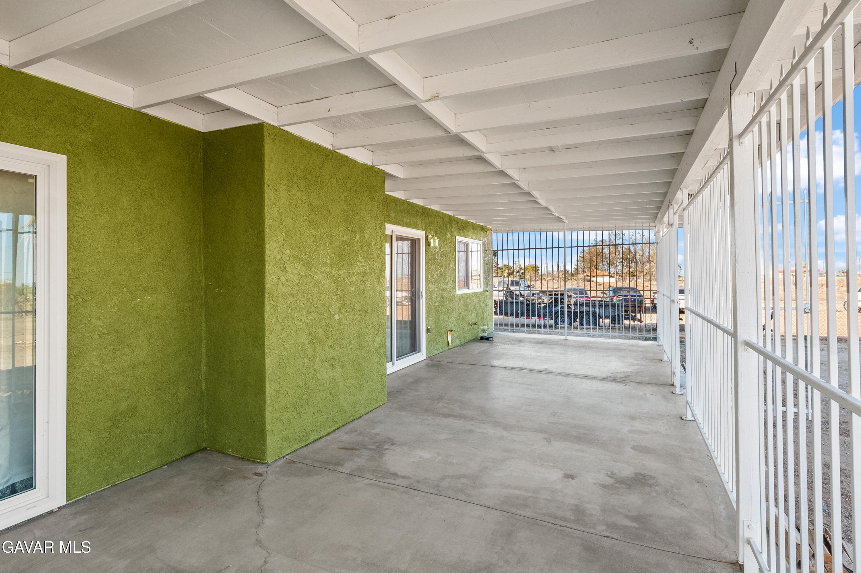 Palmdale, California, 93551, United States, 5 Bedrooms Bedrooms, ,2 BathroomsBathrooms,Residential,For Sale,2006046