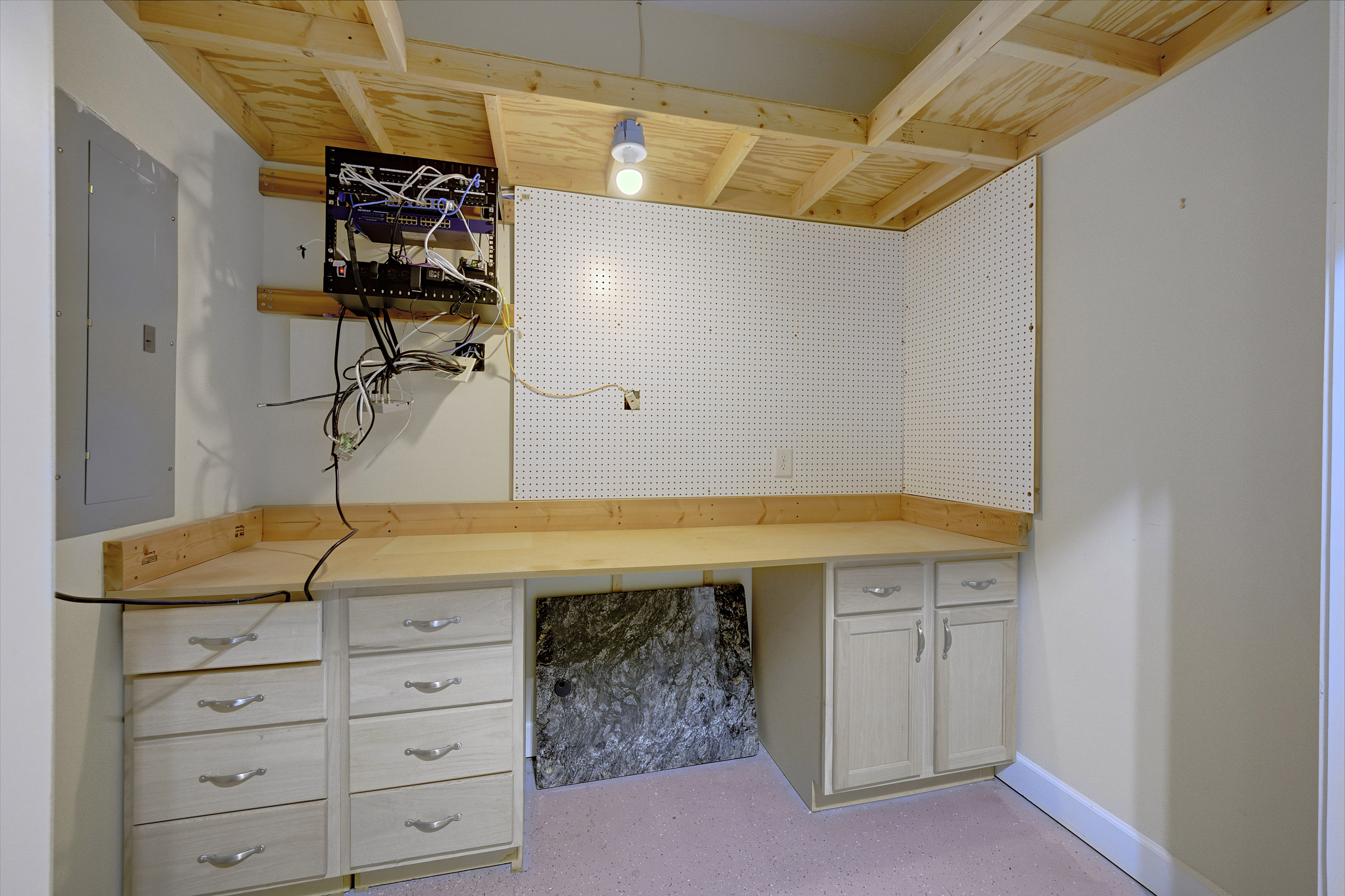  Sandy Springs Townhome Lives Like a Single Family Residence - 物件實景
