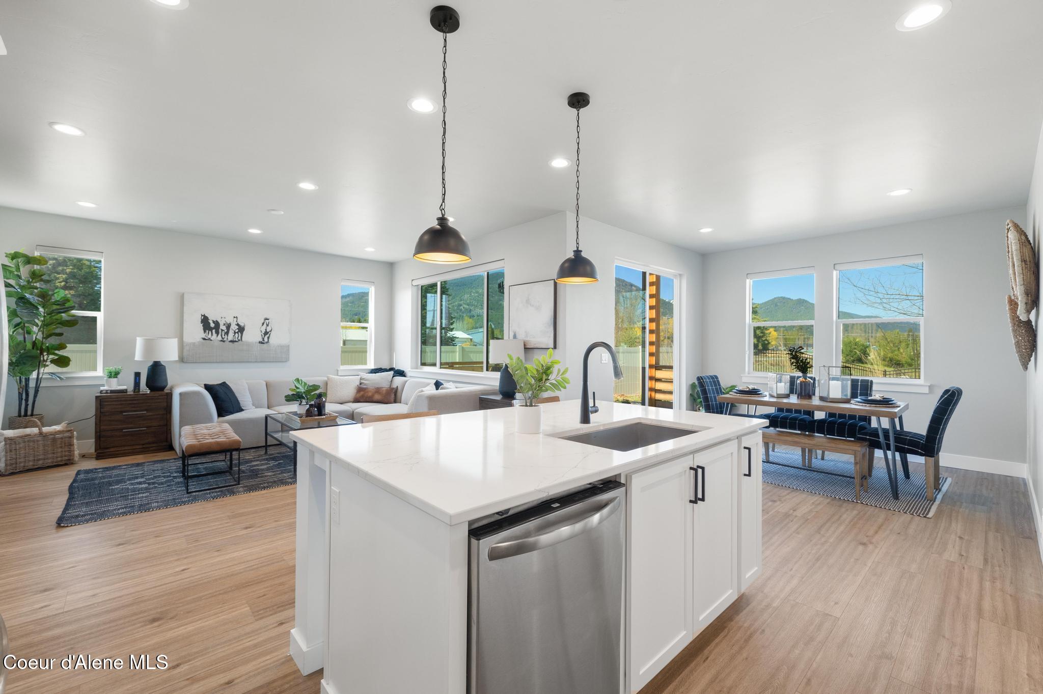 Sandpoint, Idaho, 83864, United States, 4 Bedrooms Bedrooms, ,3 BathroomsBathrooms,Residential,For Sale,1991362