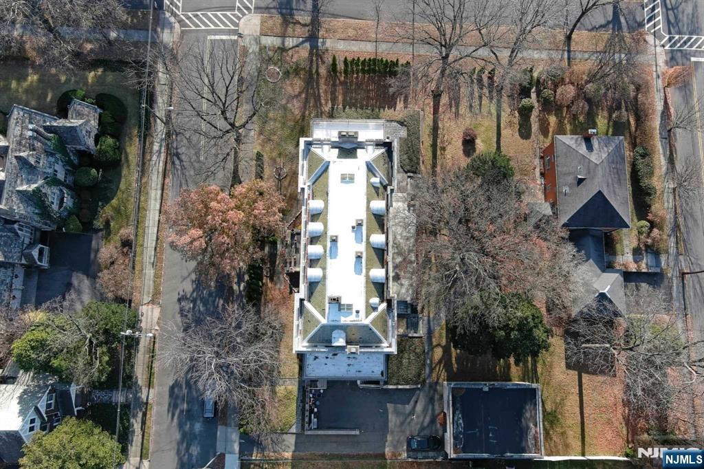 Newark, New Jersey, 07104, United States, 15 Bedrooms Bedrooms, ,8 BathroomsBathrooms,Residential,For Sale,1996233