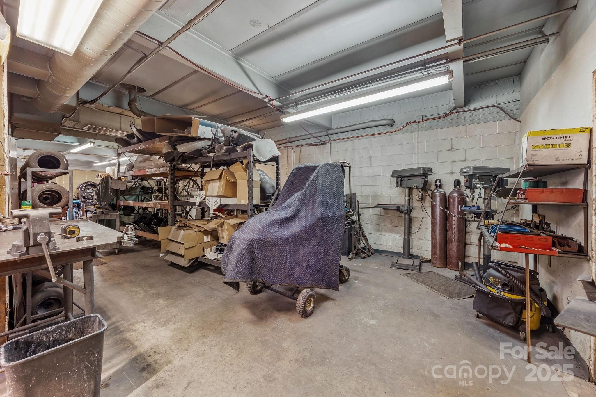 Statesville, North Carolina, 28677, United States, ,Residential,For Sale,2005927