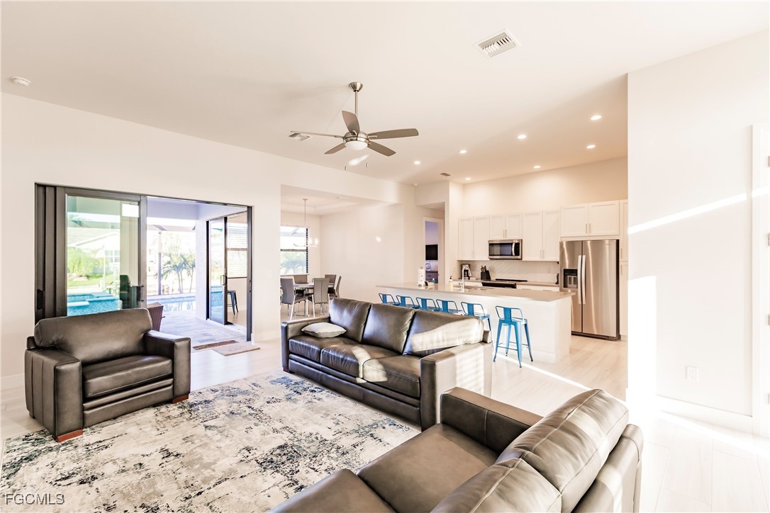 Cape Coral, Florida, 33914, United States, 3 Bedrooms Bedrooms, ,3 BathroomsBathrooms,Residential,For Sale,1974026