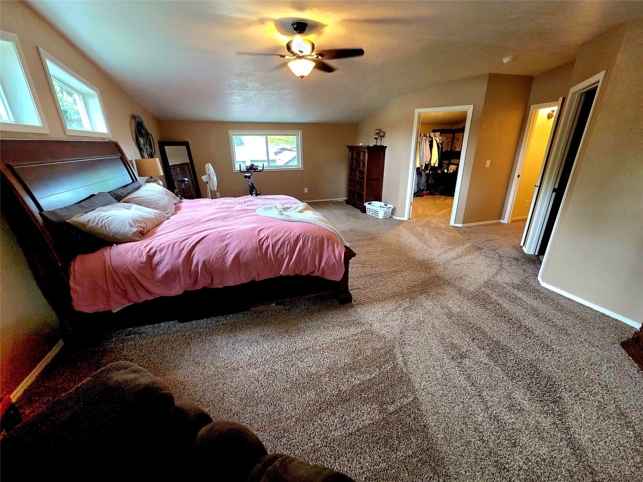 Great Falls, Montana, 59404, United States, 5 Bedrooms Bedrooms, ,3 BathroomsBathrooms,Residential,For Sale,1984252