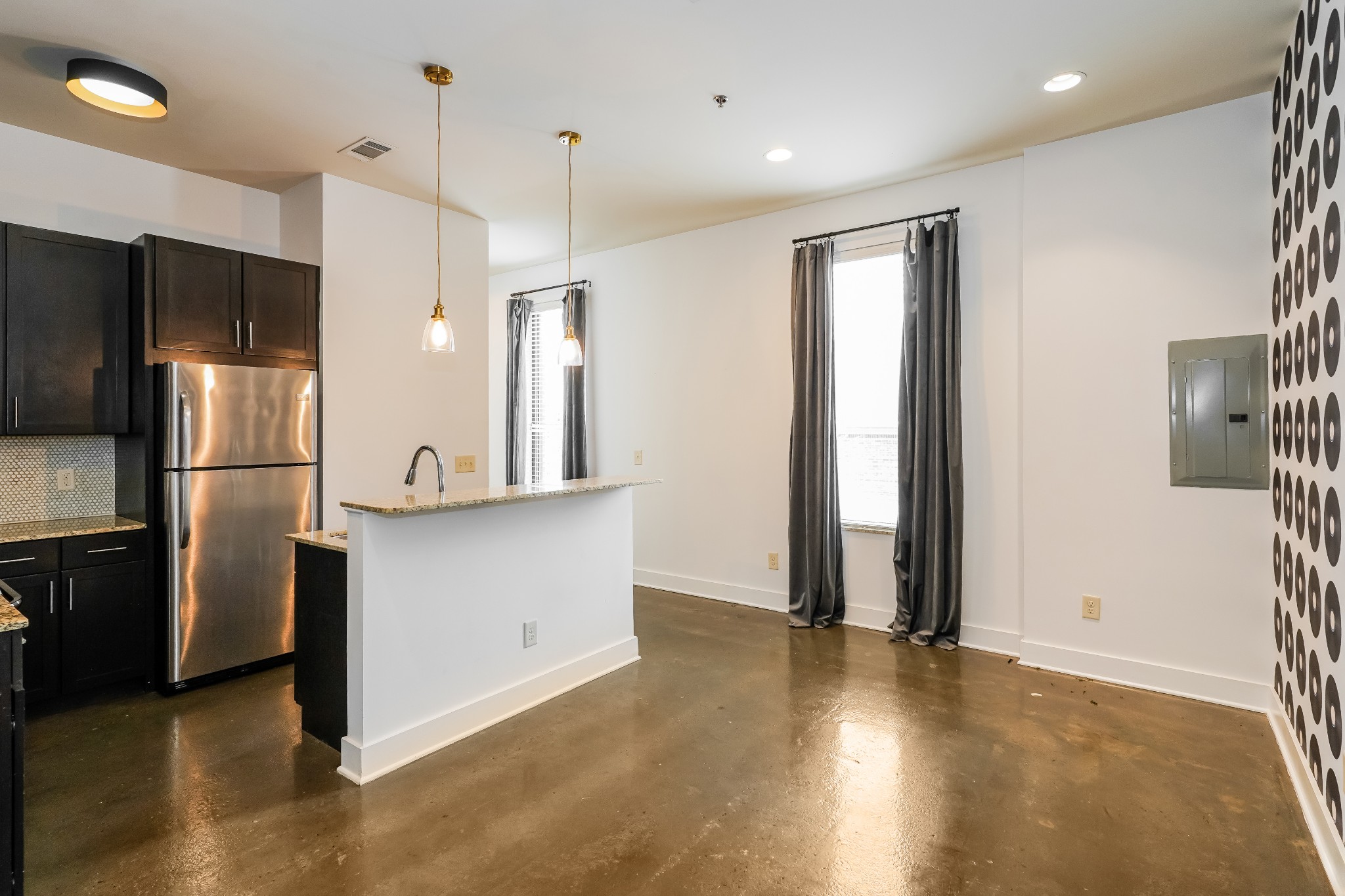  210 30th Ave N #201, Nashville, TN, 37203 - 物件實景