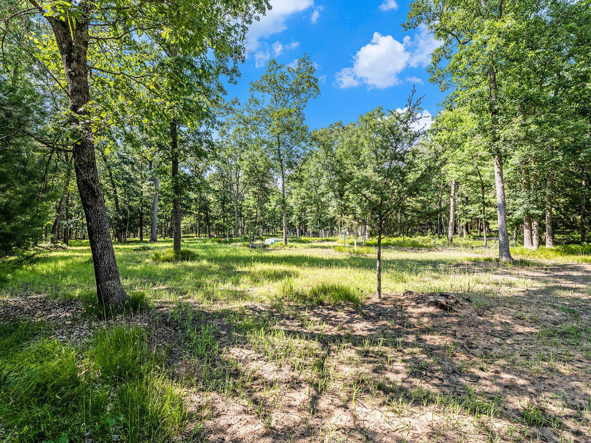 Manistee, Michigan, 49660, United States, 2 Bedrooms Bedrooms, ,2 BathroomsBathrooms,Residential,For Sale,1896192