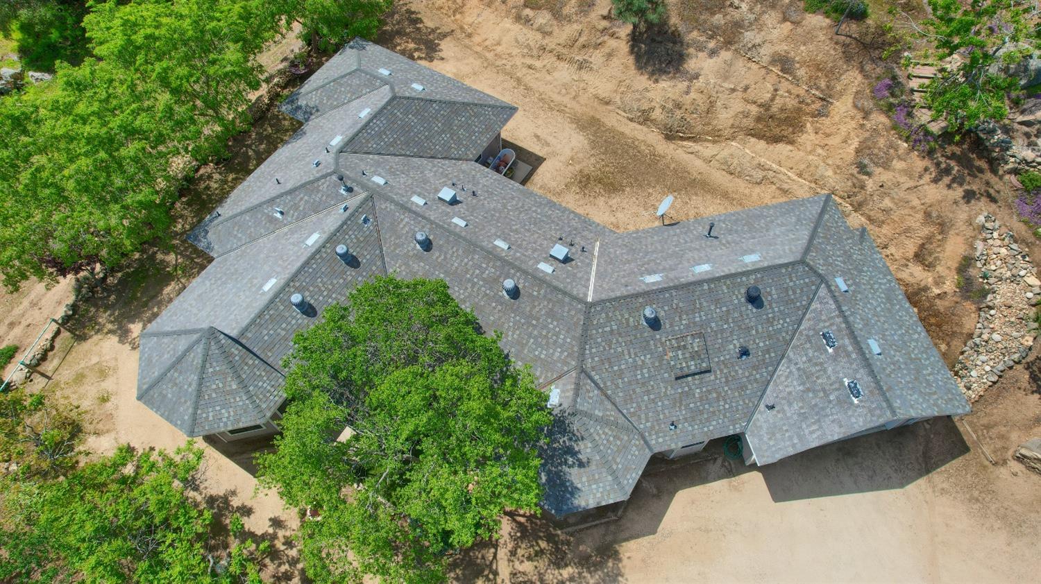 Coarsegold, California, 93614, United States, 3 Bedrooms Bedrooms, ,2 BathroomsBathrooms,Residential,For Sale,2006317