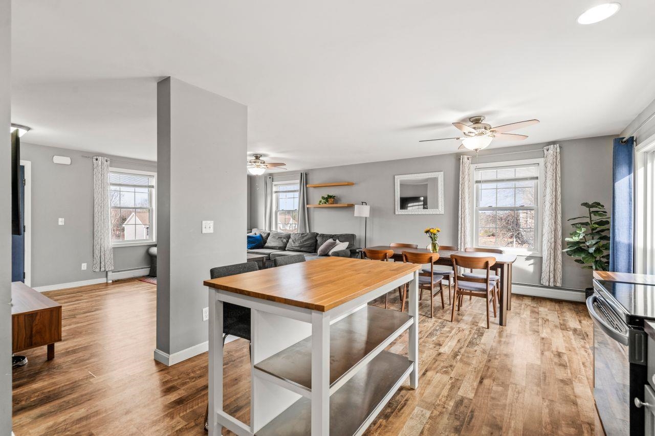 Epping, New Hampshire, 03042, United States, 3 Bedrooms Bedrooms, ,2 BathroomsBathrooms,Residential,For Sale,1862323