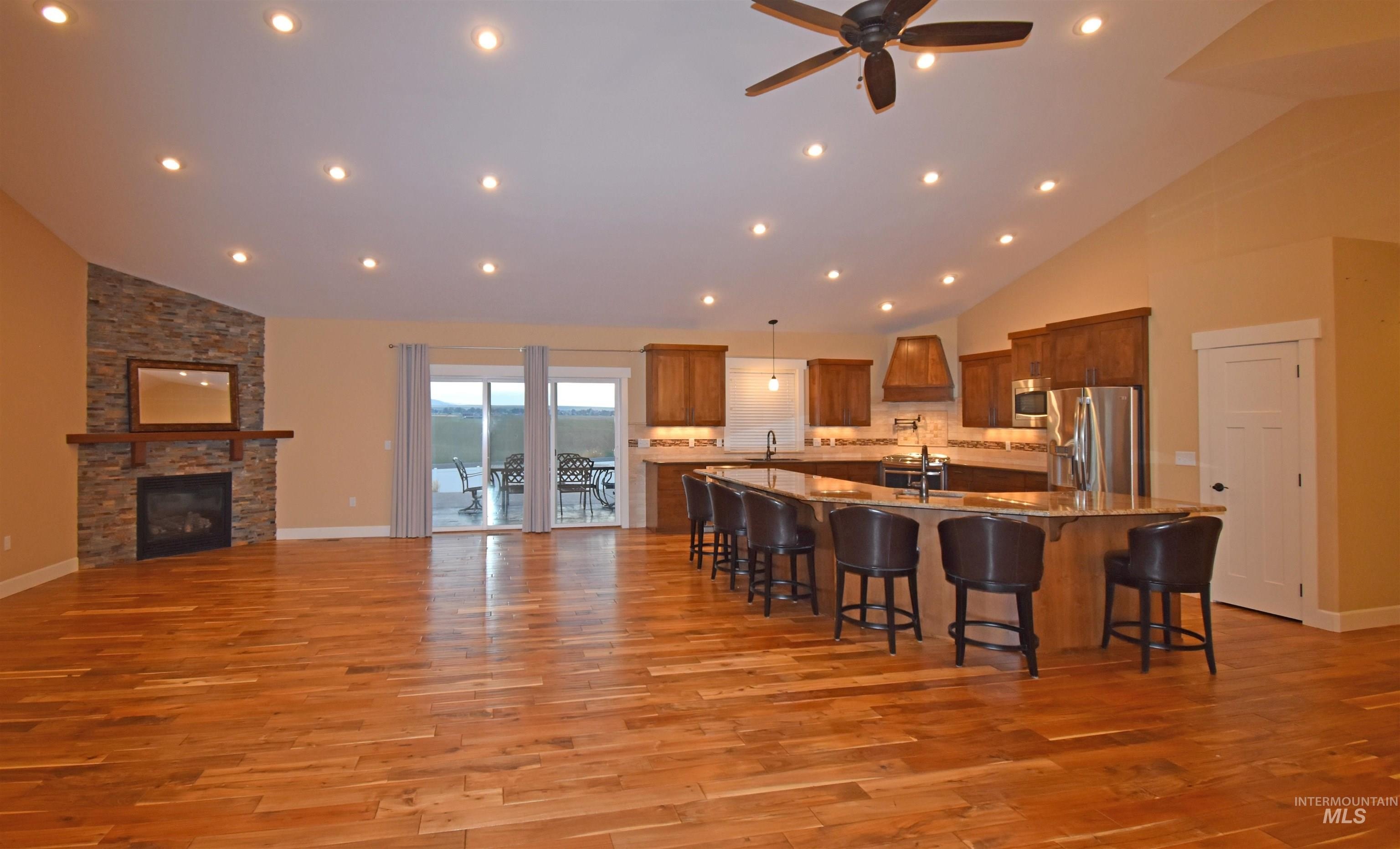 Lewiston, Idaho, 83501, United States, 4 Bedrooms Bedrooms, ,3 BathroomsBathrooms,Residential,For Sale,1986093